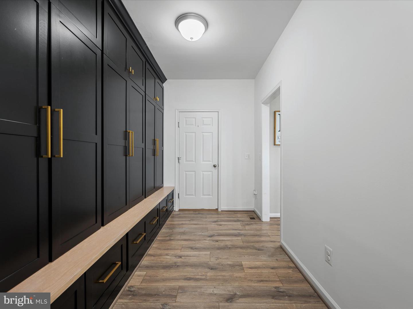 18378 GRASSYVIEW PL, ROUND HILL, Virginia 20141, 5 Bedrooms Bedrooms, ,3 BathroomsBathrooms,Residential,For sale,18378 GRASSYVIEW PL,VALO2094402 MLS # VALO2094402