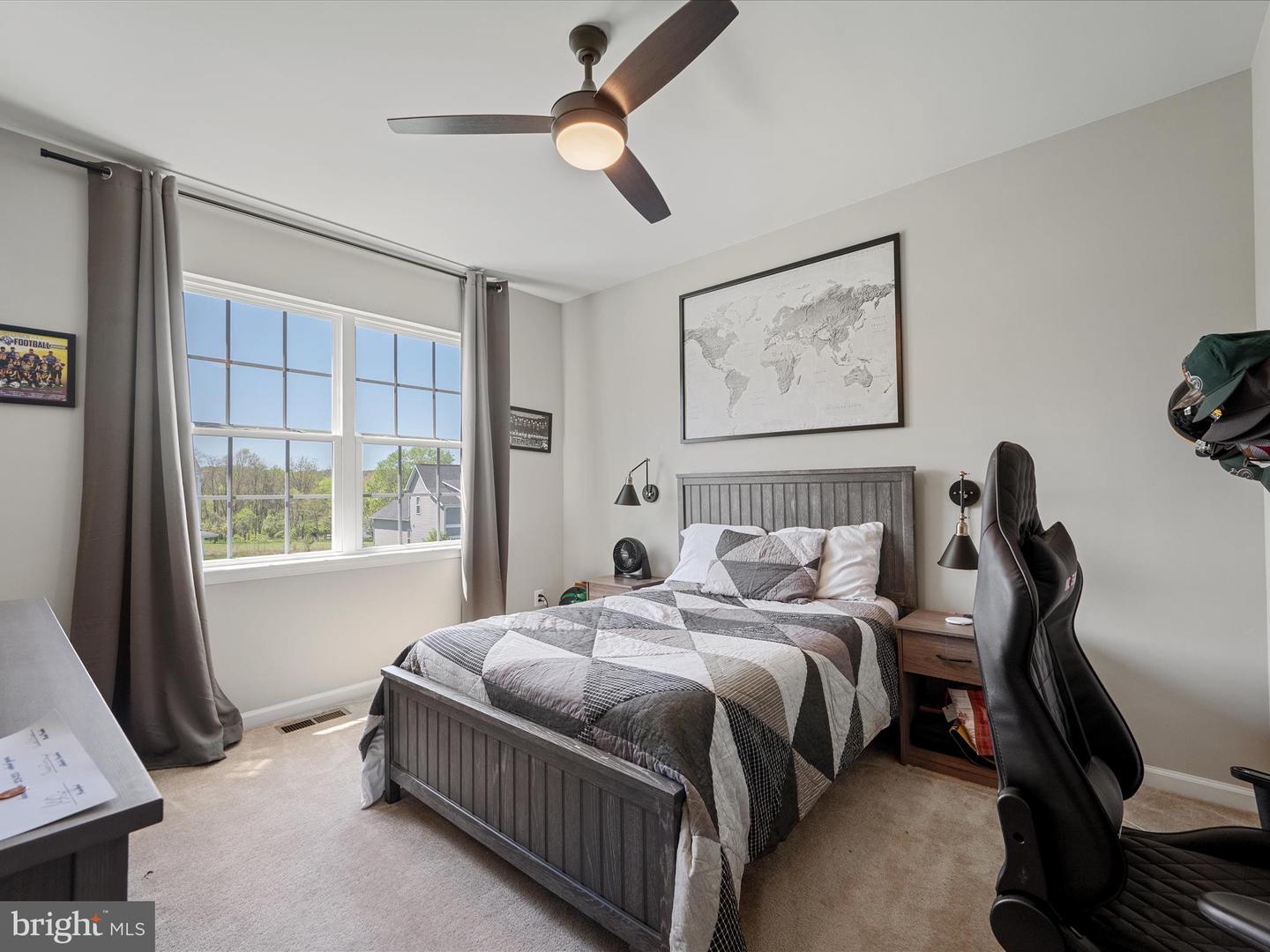 18378 GRASSYVIEW PL, ROUND HILL, Virginia 20141, 5 Bedrooms Bedrooms, ,3 BathroomsBathrooms,Residential,For sale,18378 GRASSYVIEW PL,VALO2094402 MLS # VALO2094402