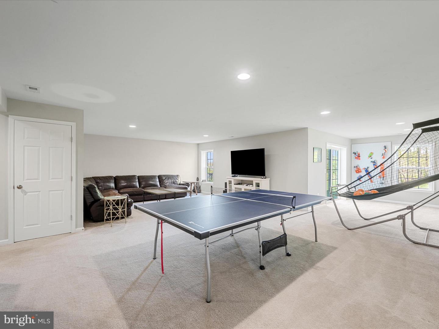 18378 GRASSYVIEW PL, ROUND HILL, Virginia 20141, 5 Bedrooms Bedrooms, ,3 BathroomsBathrooms,Residential,For sale,18378 GRASSYVIEW PL,VALO2094402 MLS # VALO2094402