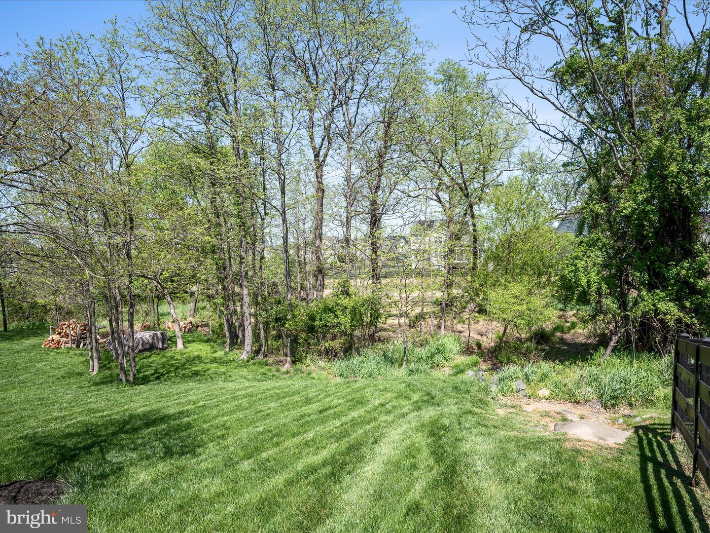 18378 GRASSYVIEW PL, ROUND HILL, Virginia 20141, 5 Bedrooms Bedrooms, ,3 BathroomsBathrooms,Residential,For sale,18378 GRASSYVIEW PL,VALO2094402 MLS # VALO2094402