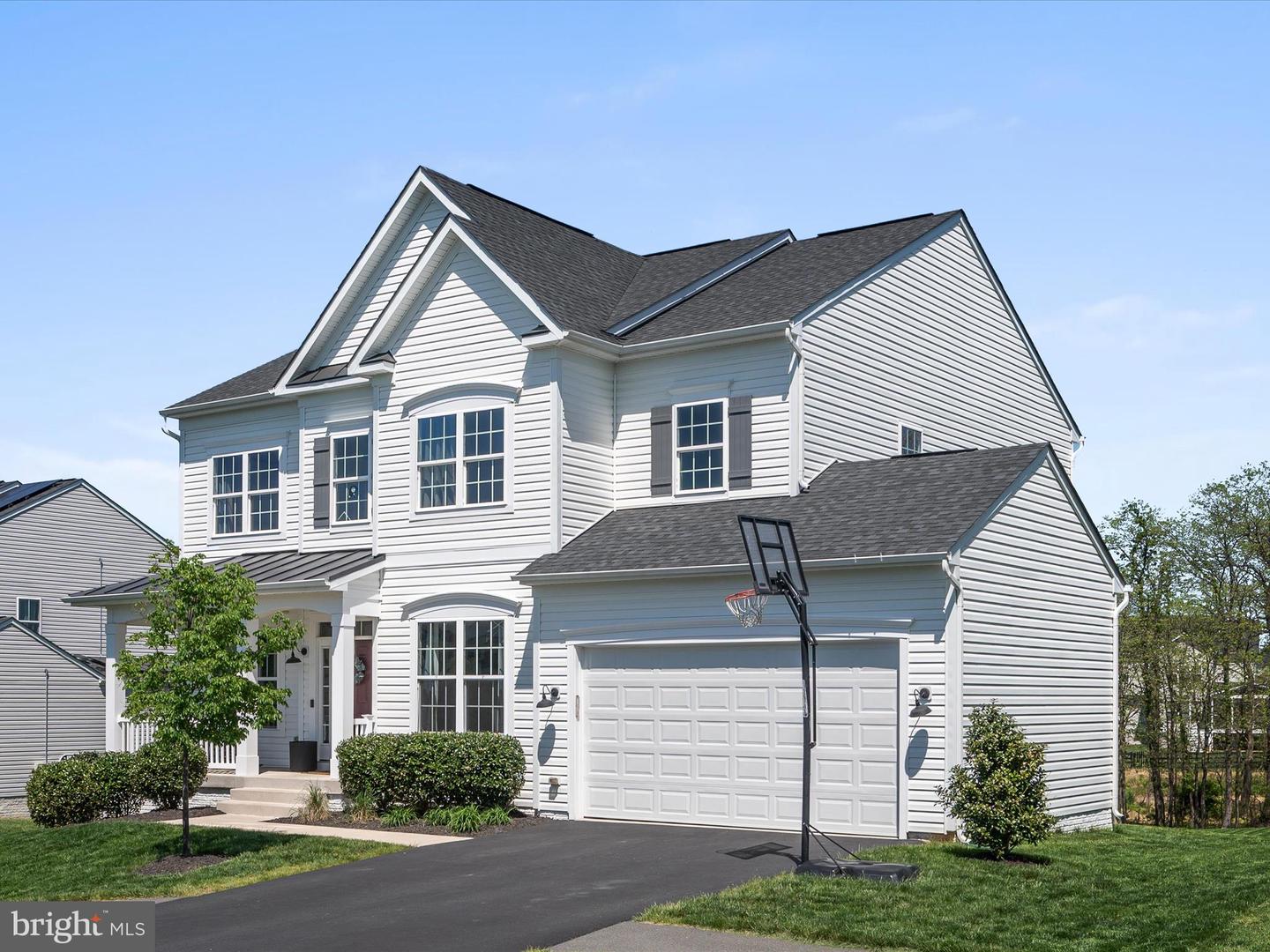 18378 GRASSYVIEW PL, ROUND HILL, Virginia 20141, 5 Bedrooms Bedrooms, ,3 BathroomsBathrooms,Residential,For sale,18378 GRASSYVIEW PL,VALO2094402 MLS # VALO2094402