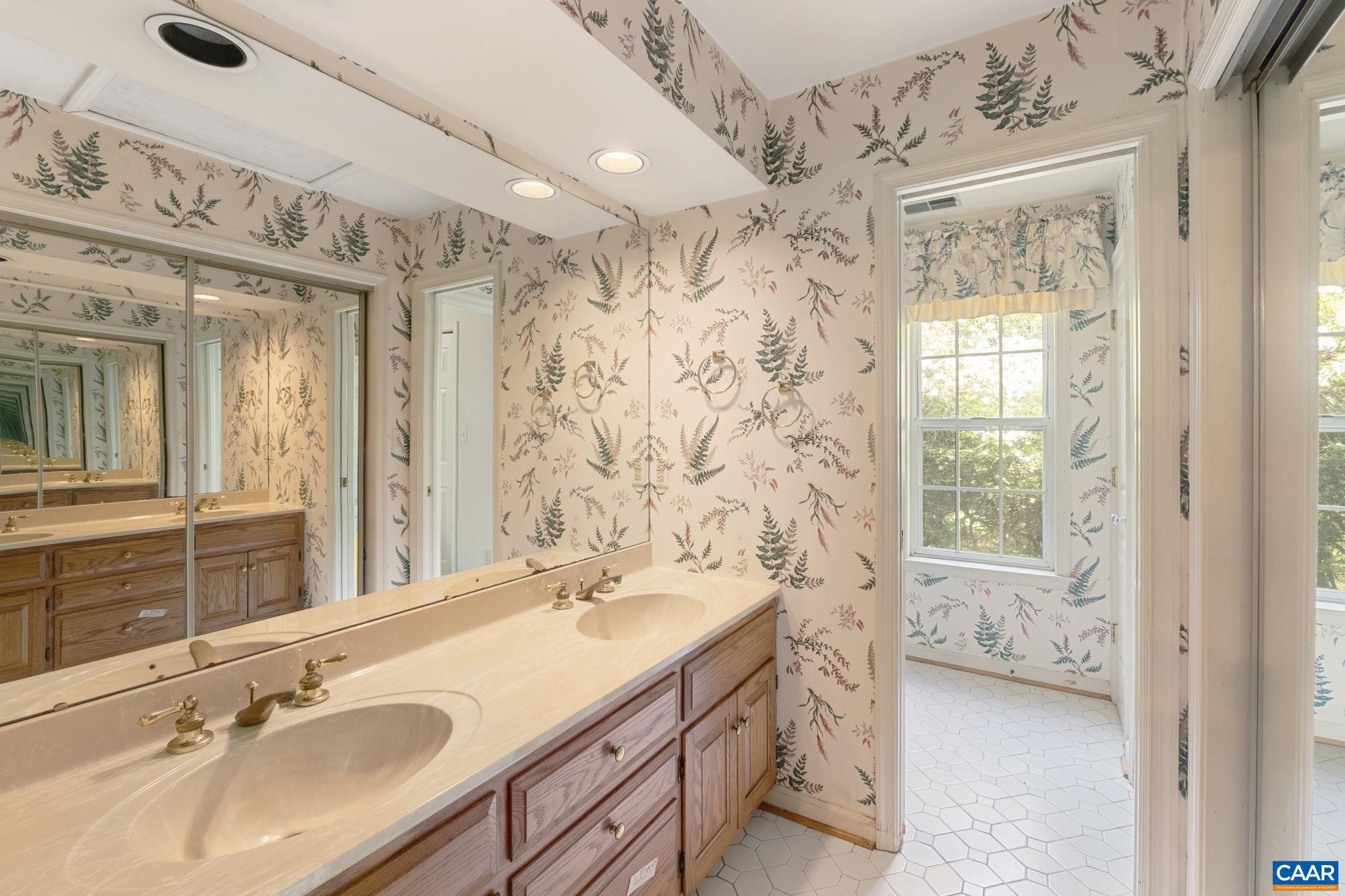 995 OWENSVILLE RD, CHARLOTTESVILLE, Virginia 22901, 4 Bedrooms Bedrooms, ,3 BathroomsBathrooms,Residential,995 OWENSVILLE RD,663939 MLS # 663939