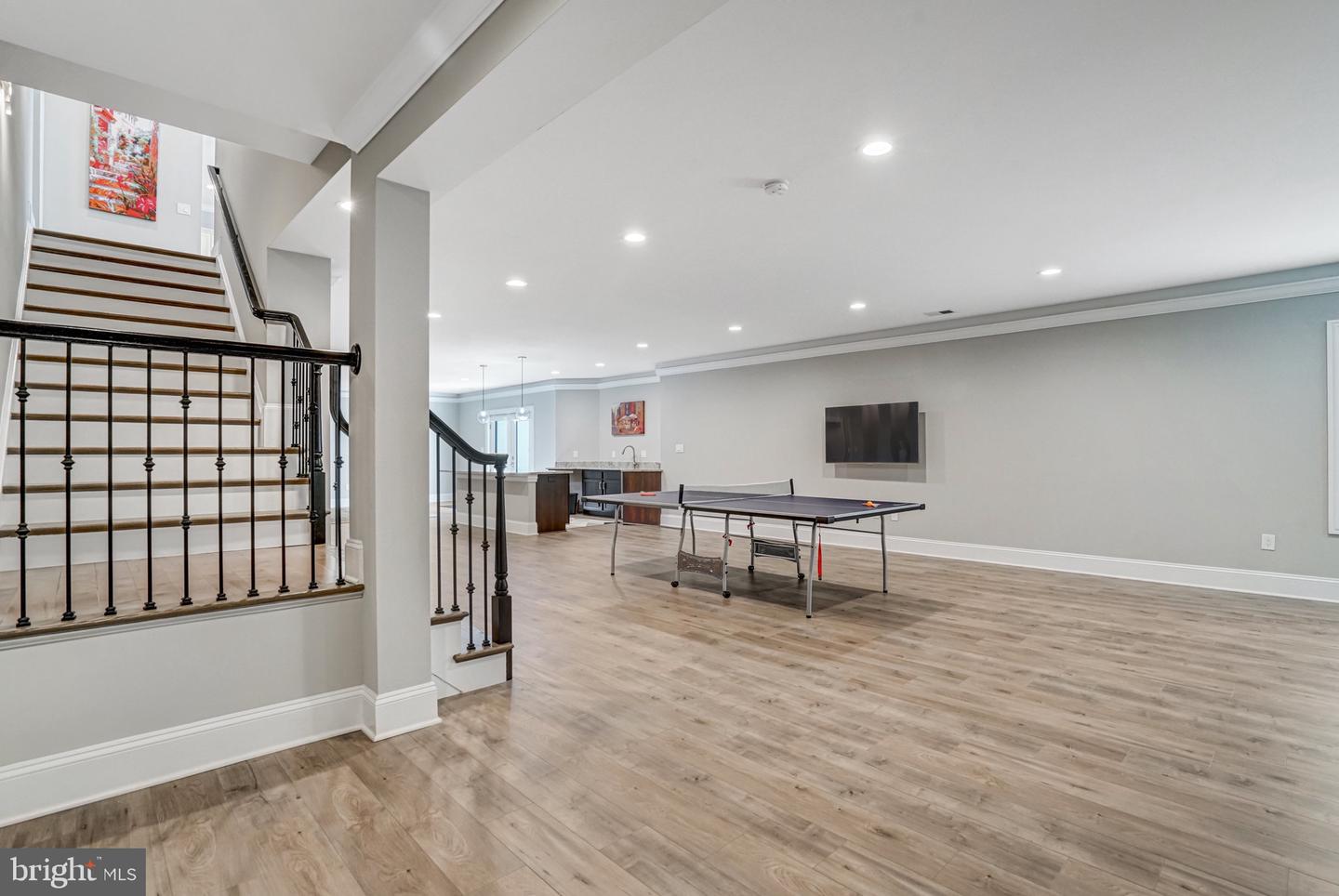 1712 LINWOOD PL, MCLEAN, Virginia 22101, 5 Bedrooms Bedrooms, ,6 BathroomsBathrooms,Residential,For sale,1712 LINWOOD PL,VAFX2235334 MLS # VAFX2235334