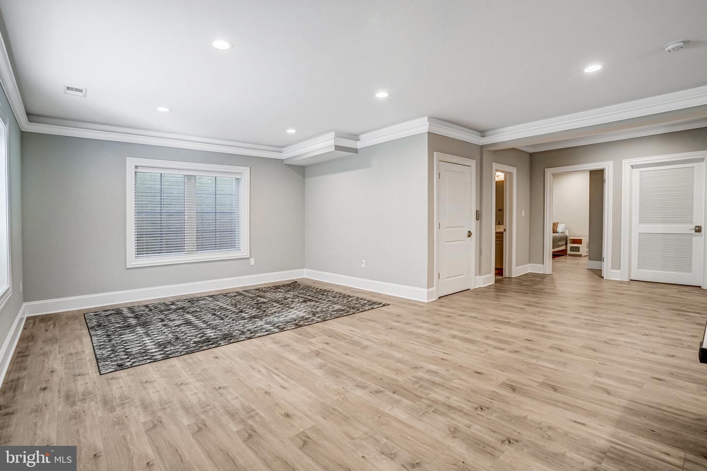1712 LINWOOD PL, MCLEAN, Virginia 22101, 5 Bedrooms Bedrooms, ,6 BathroomsBathrooms,Residential,For sale,1712 LINWOOD PL,VAFX2235334 MLS # VAFX2235334