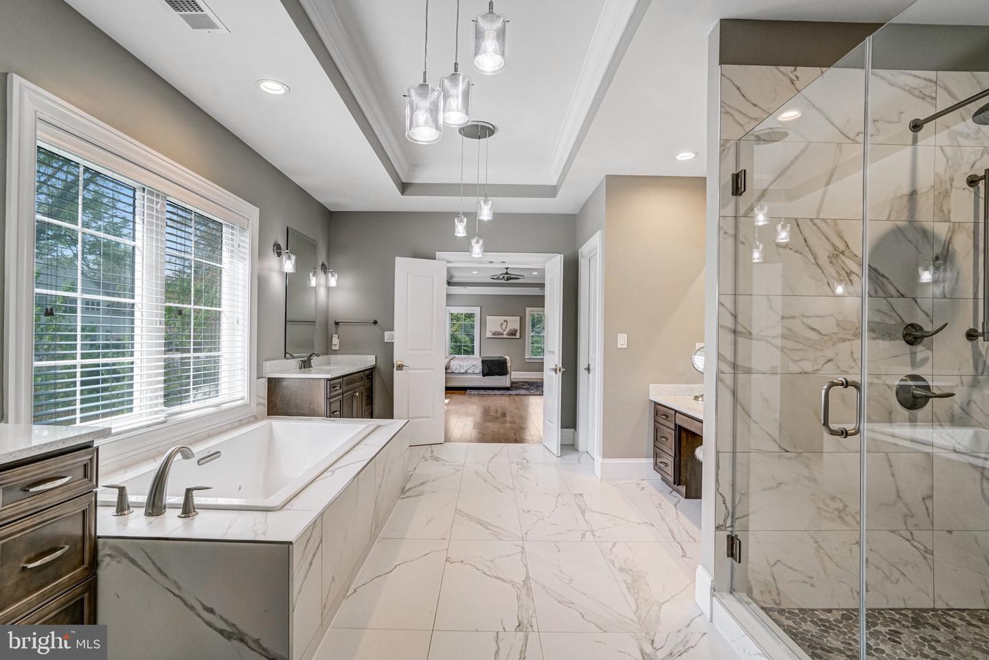 1712 LINWOOD PL, MCLEAN, Virginia 22101, 5 Bedrooms Bedrooms, ,6 BathroomsBathrooms,Residential,For sale,1712 LINWOOD PL,VAFX2235334 MLS # VAFX2235334