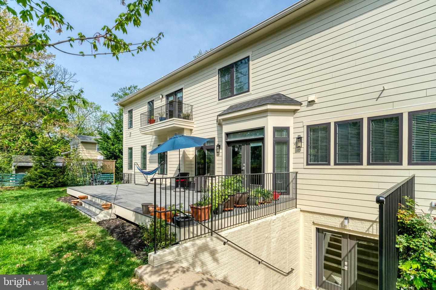 1712 LINWOOD PL, MCLEAN, Virginia 22101, 5 Bedrooms Bedrooms, ,6 BathroomsBathrooms,Residential,For sale,1712 LINWOOD PL,VAFX2235334 MLS # VAFX2235334