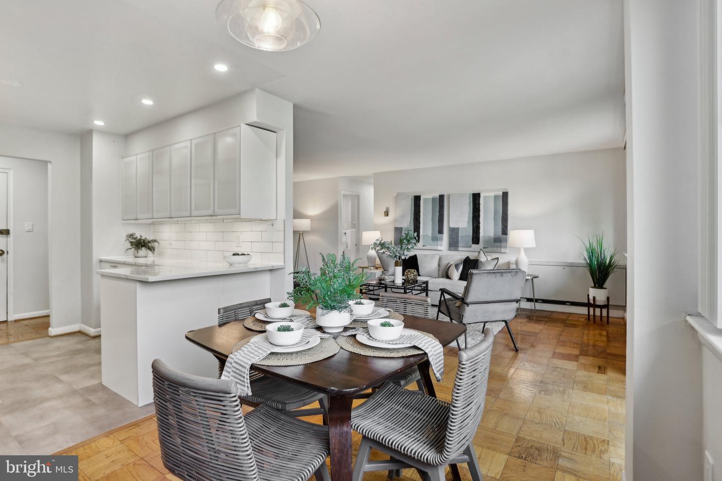 4201 CHERRY HILL RD #110, ARLINGTON, Virginia 22207, 2 Bedrooms Bedrooms, ,1 BathroomBathrooms,Residential,For sale,4201 CHERRY HILL RD #110,VAAR2056354 MLS # VAAR2056354