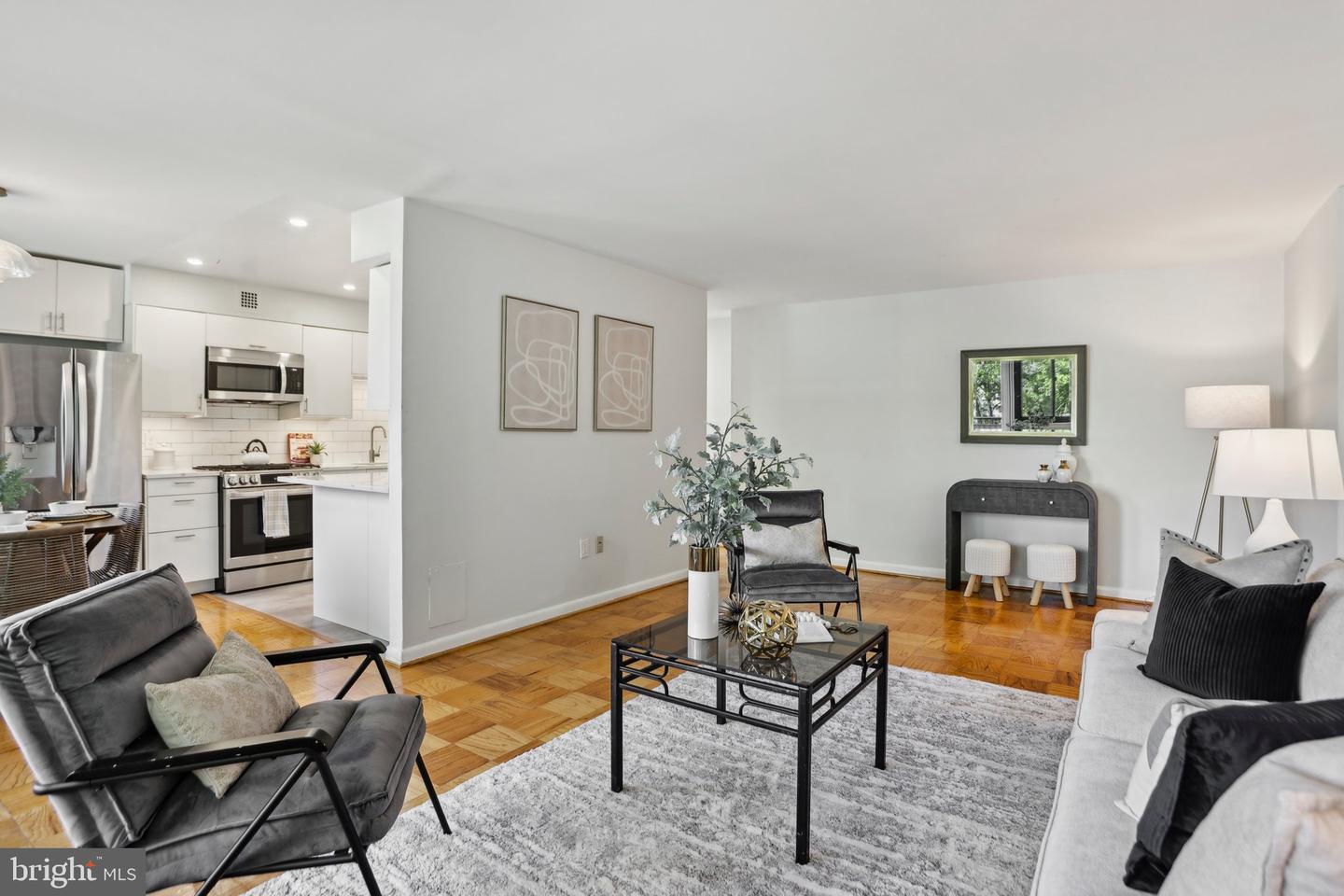 4201 CHERRY HILL RD #110, ARLINGTON, Virginia 22207, 2 Bedrooms Bedrooms, ,1 BathroomBathrooms,Residential,For sale,4201 CHERRY HILL RD #110,VAAR2056354 MLS # VAAR2056354