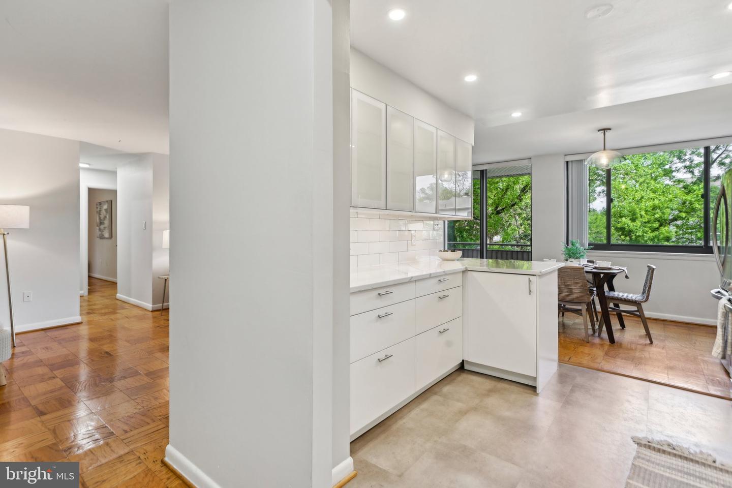 4201 CHERRY HILL RD #110, ARLINGTON, Virginia 22207, 2 Bedrooms Bedrooms, ,1 BathroomBathrooms,Residential,For sale,4201 CHERRY HILL RD #110,VAAR2056354 MLS # VAAR2056354