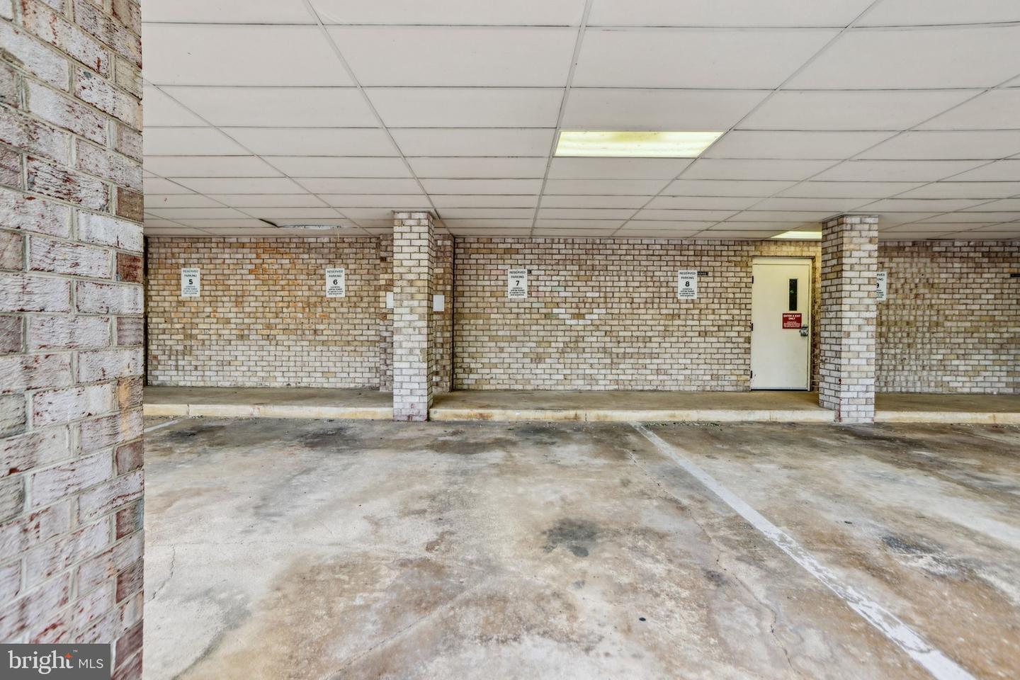 4201 CHERRY HILL RD #110, ARLINGTON, Virginia 22207, 2 Bedrooms Bedrooms, ,1 BathroomBathrooms,Residential,For sale,4201 CHERRY HILL RD #110,VAAR2056354 MLS # VAAR2056354