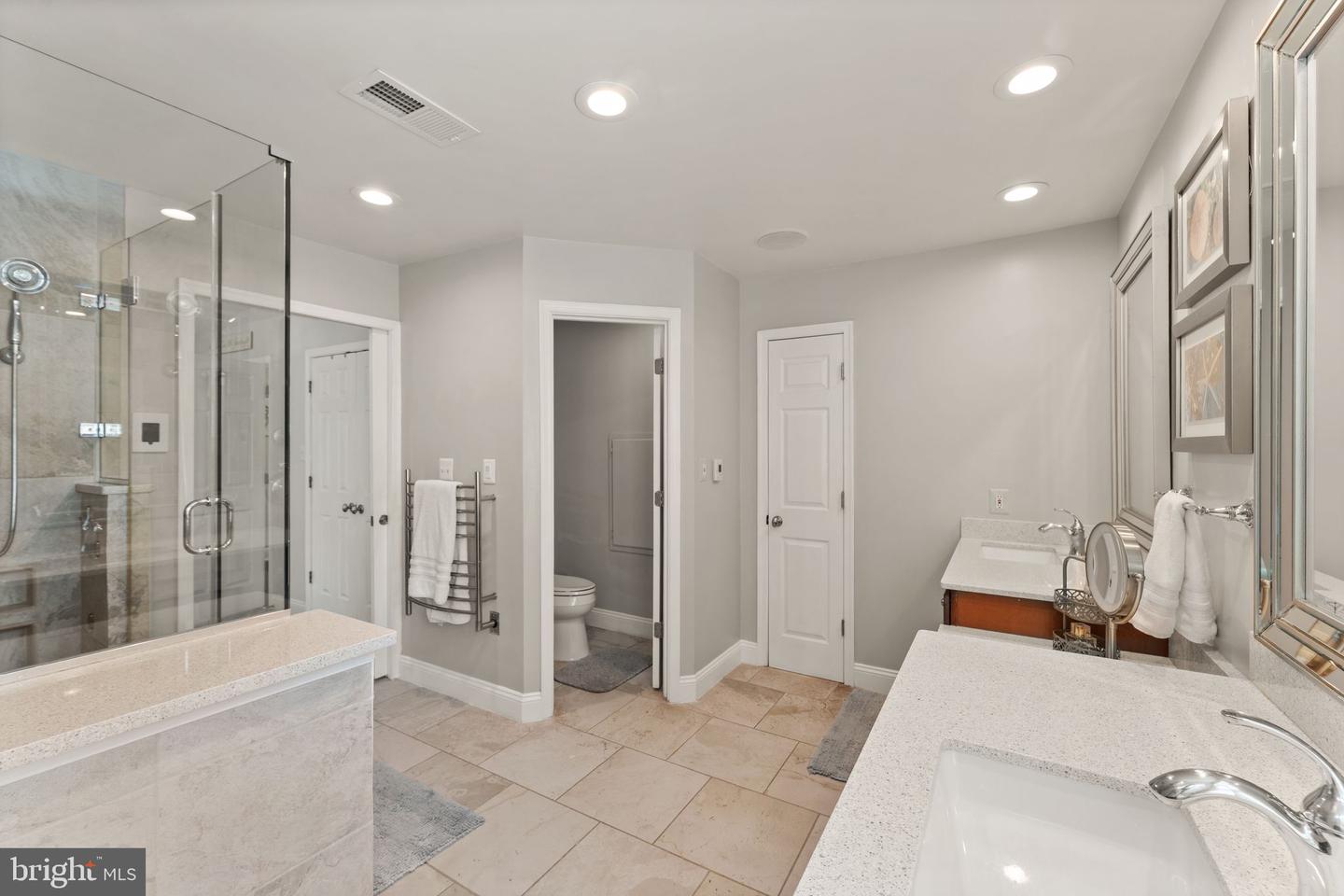20827 MEDIX RUN PL, ASHBURN, Virginia 20147, 5 Bedrooms Bedrooms, ,3 BathroomsBathrooms,Residential,For sale,20827 MEDIX RUN PL,VALO2094420 MLS # VALO2094420