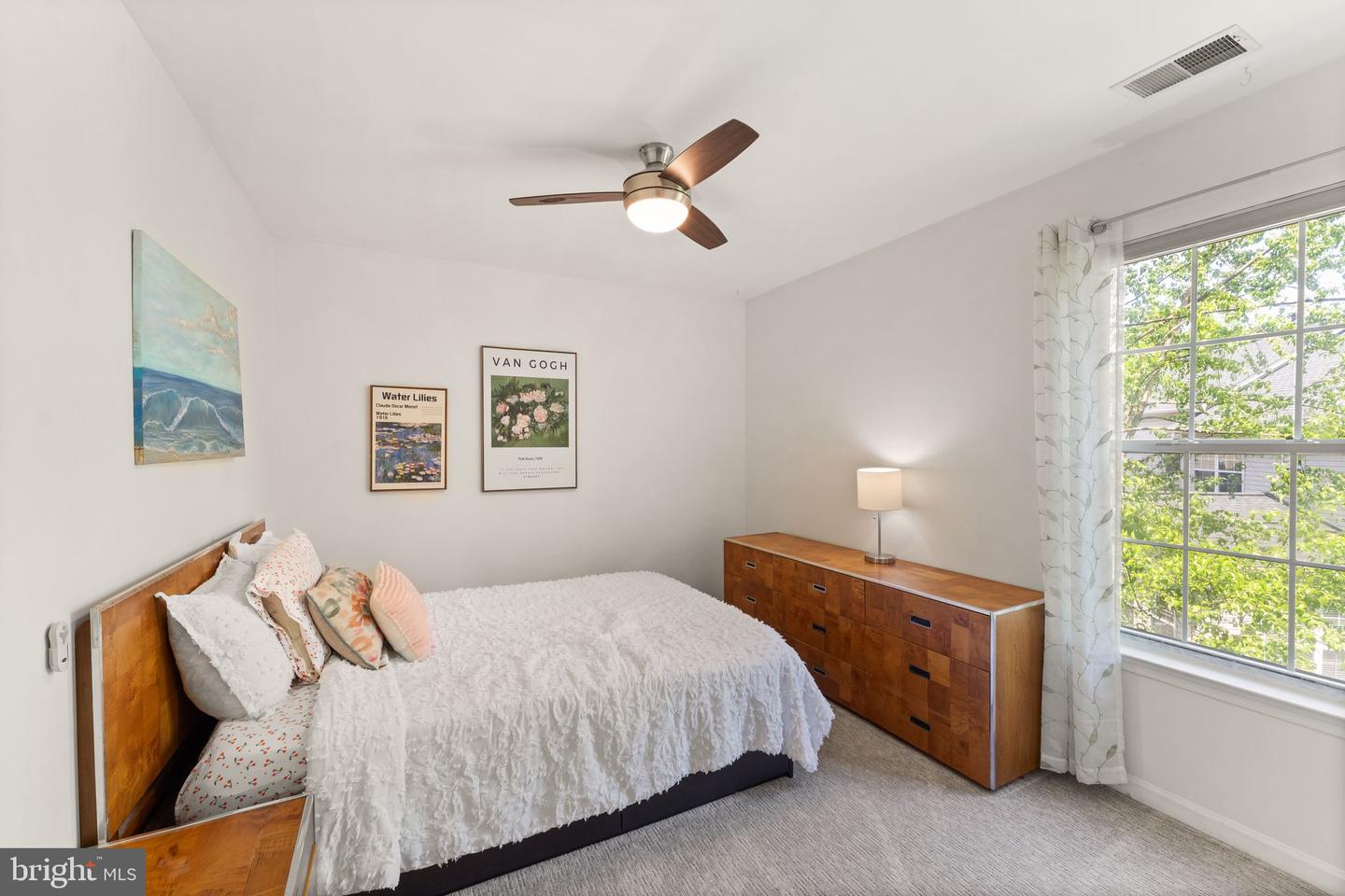 20827 MEDIX RUN PL, ASHBURN, Virginia 20147, 5 Bedrooms Bedrooms, ,3 BathroomsBathrooms,Residential,For sale,20827 MEDIX RUN PL,VALO2094420 MLS # VALO2094420