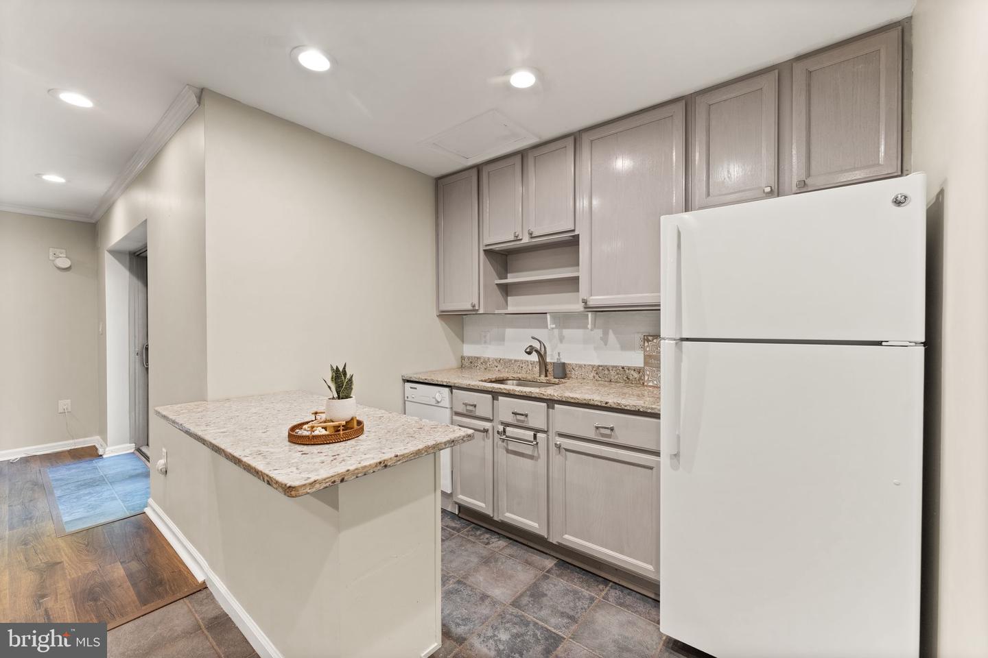 20827 MEDIX RUN PL, ASHBURN, Virginia 20147, 5 Bedrooms Bedrooms, ,3 BathroomsBathrooms,Residential,For sale,20827 MEDIX RUN PL,VALO2094420 MLS # VALO2094420