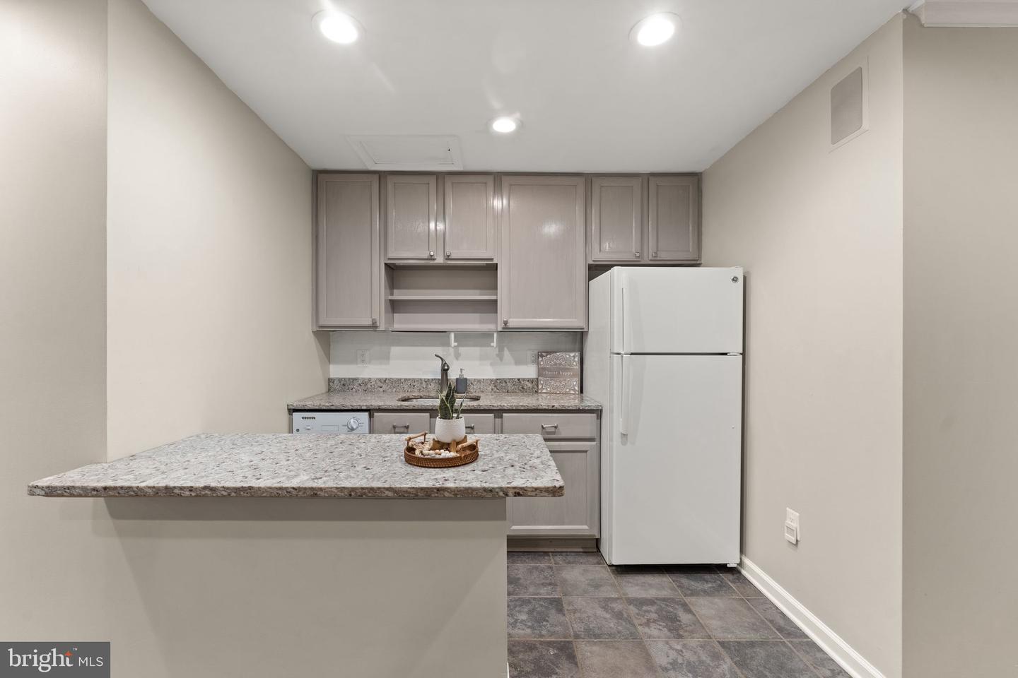 20827 MEDIX RUN PL, ASHBURN, Virginia 20147, 5 Bedrooms Bedrooms, ,3 BathroomsBathrooms,Residential,For sale,20827 MEDIX RUN PL,VALO2094420 MLS # VALO2094420
