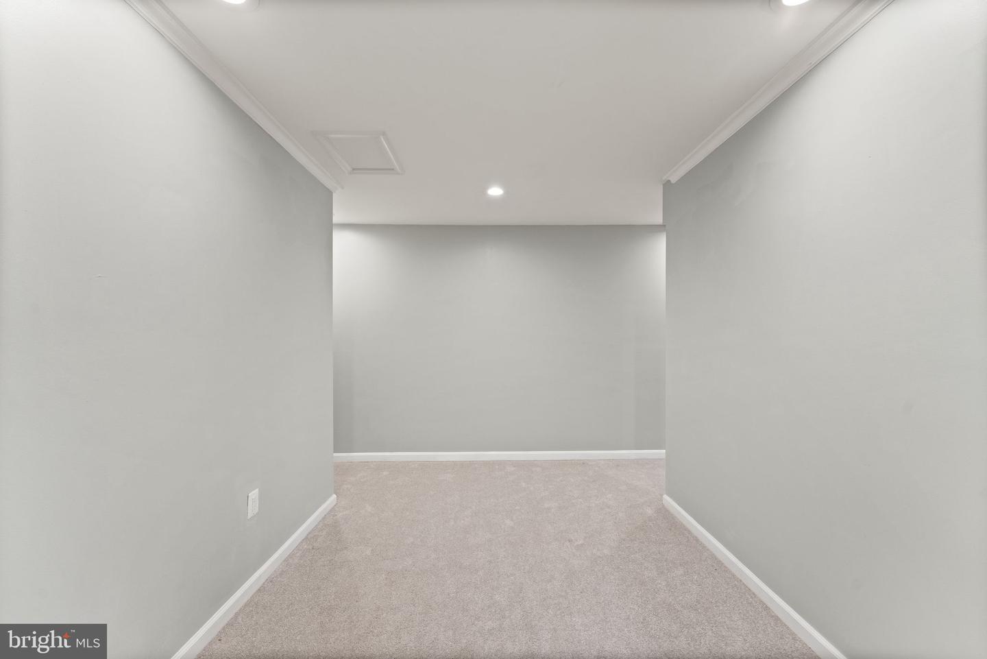 20827 MEDIX RUN PL, ASHBURN, Virginia 20147, 5 Bedrooms Bedrooms, ,3 BathroomsBathrooms,Residential,For sale,20827 MEDIX RUN PL,VALO2094420 MLS # VALO2094420