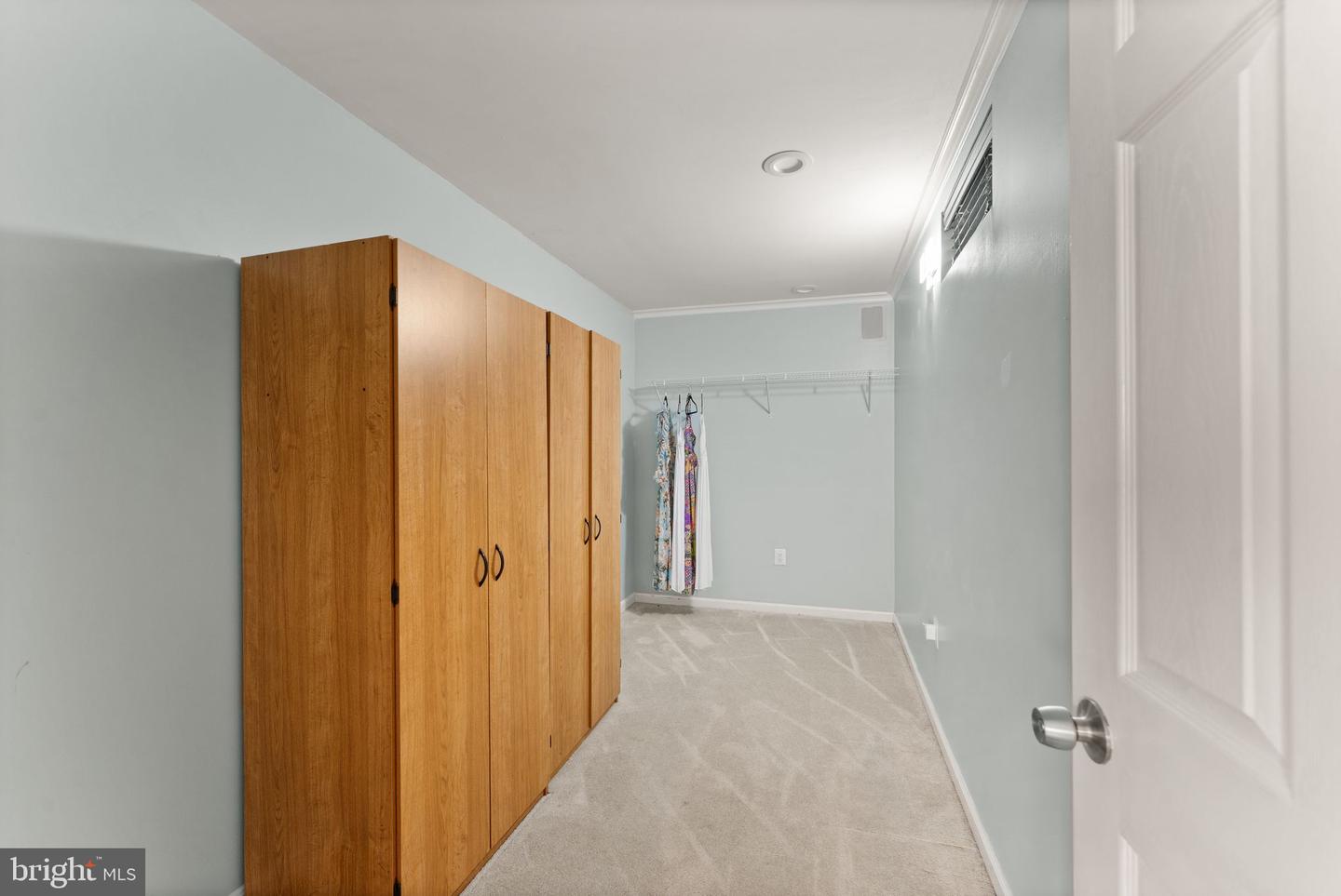 20827 MEDIX RUN PL, ASHBURN, Virginia 20147, 5 Bedrooms Bedrooms, ,3 BathroomsBathrooms,Residential,For sale,20827 MEDIX RUN PL,VALO2094420 MLS # VALO2094420