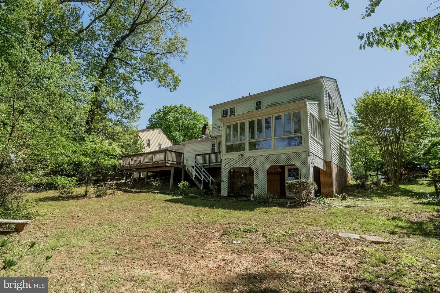 9802 CLYDE CT, VIENNA, Virginia 22181, 4 Bedrooms Bedrooms, ,2 BathroomsBathrooms,Residential,For sale,9802 CLYDE CT,VAFX2235630 MLS # VAFX2235630