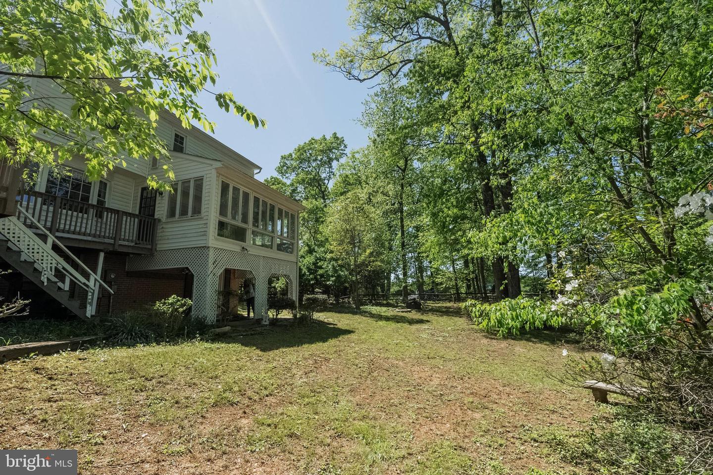 9802 CLYDE CT, VIENNA, Virginia 22181, 4 Bedrooms Bedrooms, ,2 BathroomsBathrooms,Residential,For sale,9802 CLYDE CT,VAFX2235630 MLS # VAFX2235630
