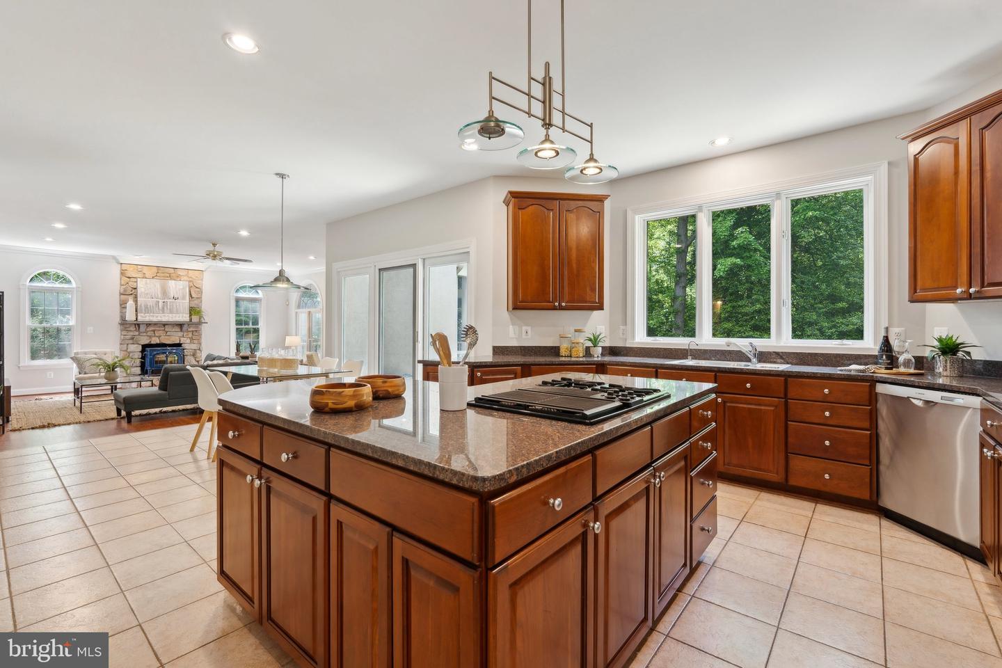 3222 NAVY DR, OAK HILL, Virginia 20171, 5 Bedrooms Bedrooms, ,4 BathroomsBathrooms,Residential,For sale,3222 NAVY DR,VAFX2235670 MLS # VAFX2235670
