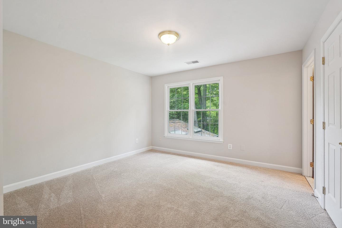 3222 NAVY DR, OAK HILL, Virginia 20171, 5 Bedrooms Bedrooms, ,4 BathroomsBathrooms,Residential,For sale,3222 NAVY DR,VAFX2235670 MLS # VAFX2235670