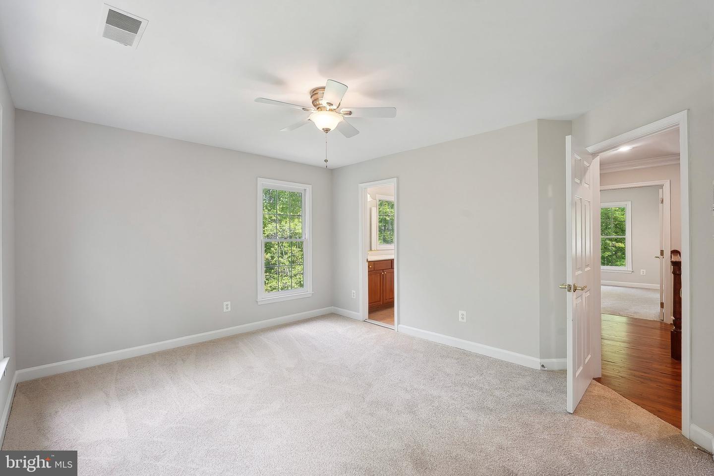 3222 NAVY DR, OAK HILL, Virginia 20171, 5 Bedrooms Bedrooms, ,4 BathroomsBathrooms,Residential,For sale,3222 NAVY DR,VAFX2235670 MLS # VAFX2235670