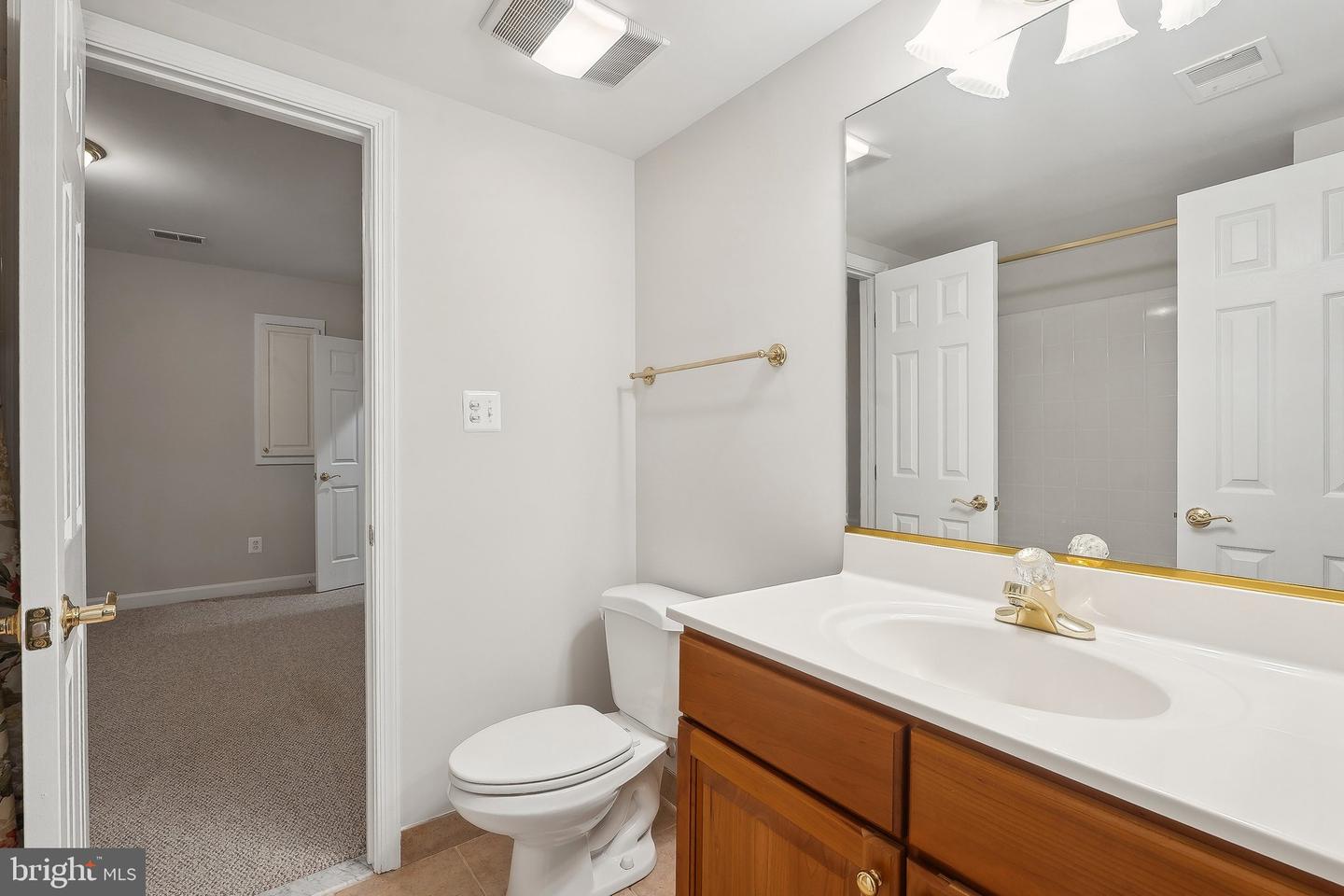3222 NAVY DR, OAK HILL, Virginia 20171, 5 Bedrooms Bedrooms, ,4 BathroomsBathrooms,Residential,For sale,3222 NAVY DR,VAFX2235670 MLS # VAFX2235670