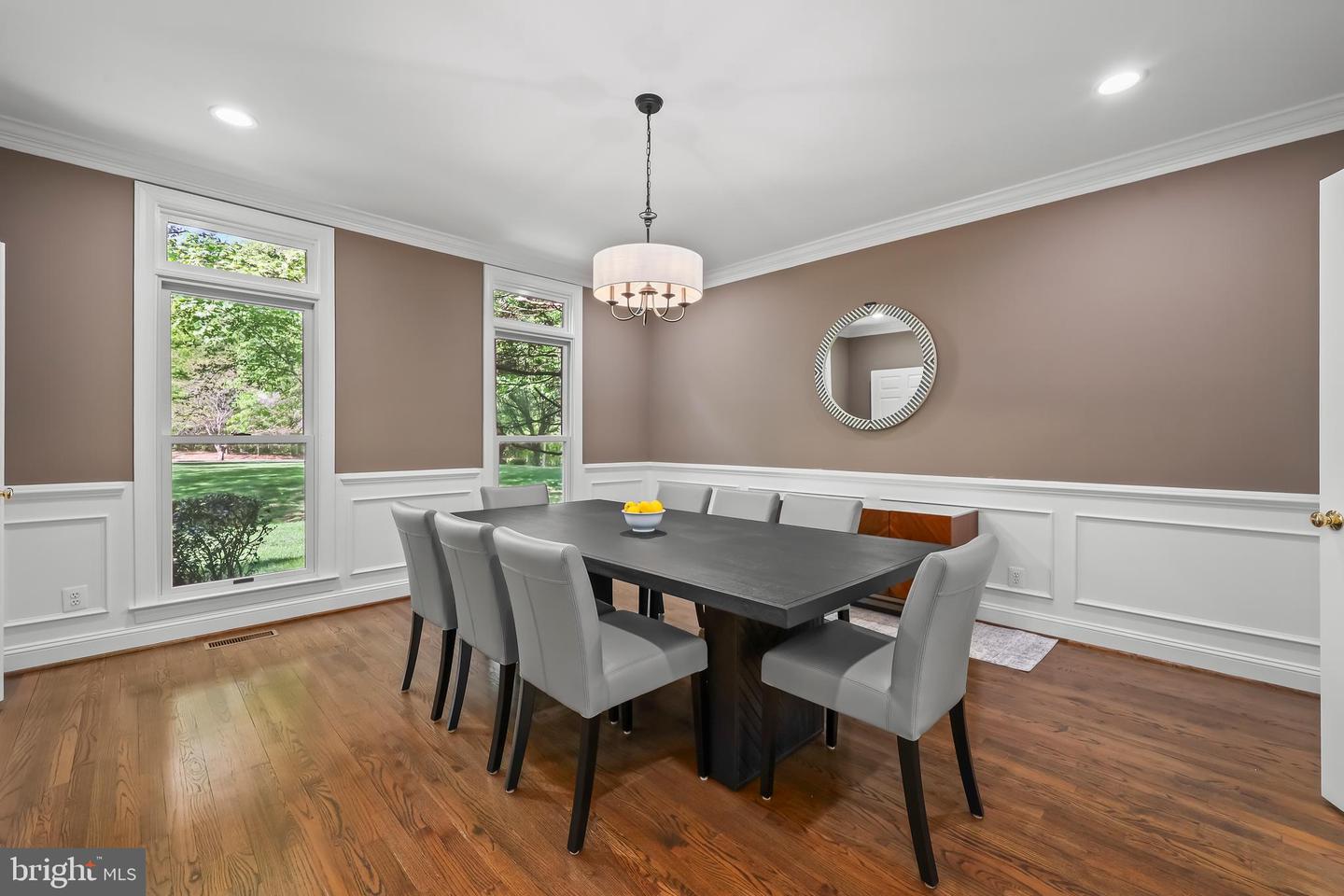 10137 COMMUNITY LN, FAIRFAX STATION, Virginia 22039, 5 Bedrooms Bedrooms, ,4 BathroomsBathrooms,Residential,For sale,10137 COMMUNITY LN,VAFX2235680 MLS # VAFX2235680