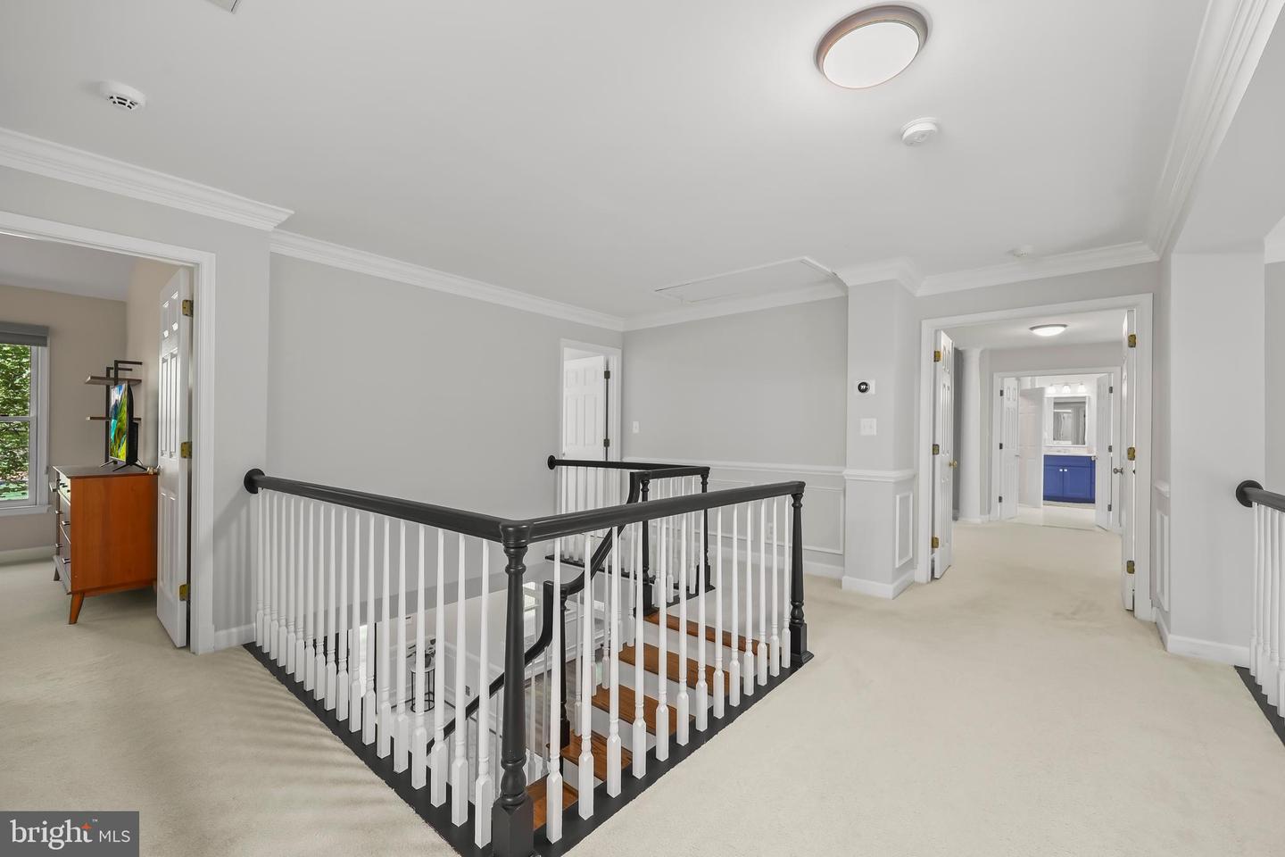 10137 COMMUNITY LN, FAIRFAX STATION, Virginia 22039, 5 Bedrooms Bedrooms, ,4 BathroomsBathrooms,Residential,For sale,10137 COMMUNITY LN,VAFX2235680 MLS # VAFX2235680