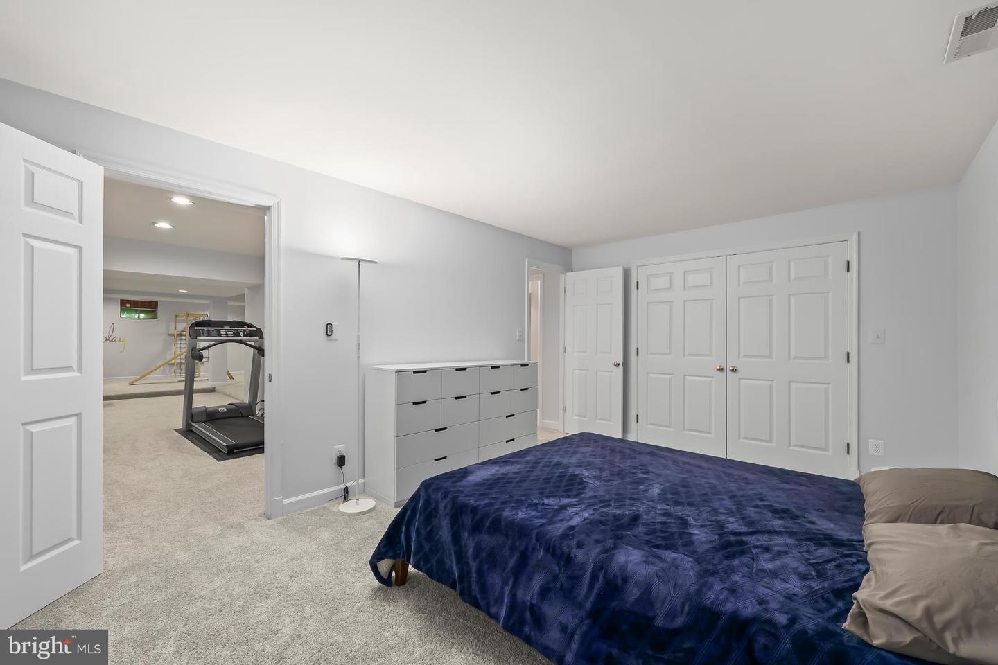 10137 COMMUNITY LN, FAIRFAX STATION, Virginia 22039, 5 Bedrooms Bedrooms, ,4 BathroomsBathrooms,Residential,For sale,10137 COMMUNITY LN,VAFX2235680 MLS # VAFX2235680