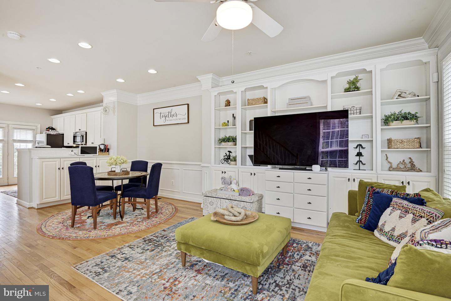 4180 TIMBER LOG WAY, FAIRFAX, Virginia 22030, 3 Bedrooms Bedrooms, ,2 BathroomsBathrooms,Residential,For sale,4180 TIMBER LOG WAY,VAFX2235692 MLS # VAFX2235692