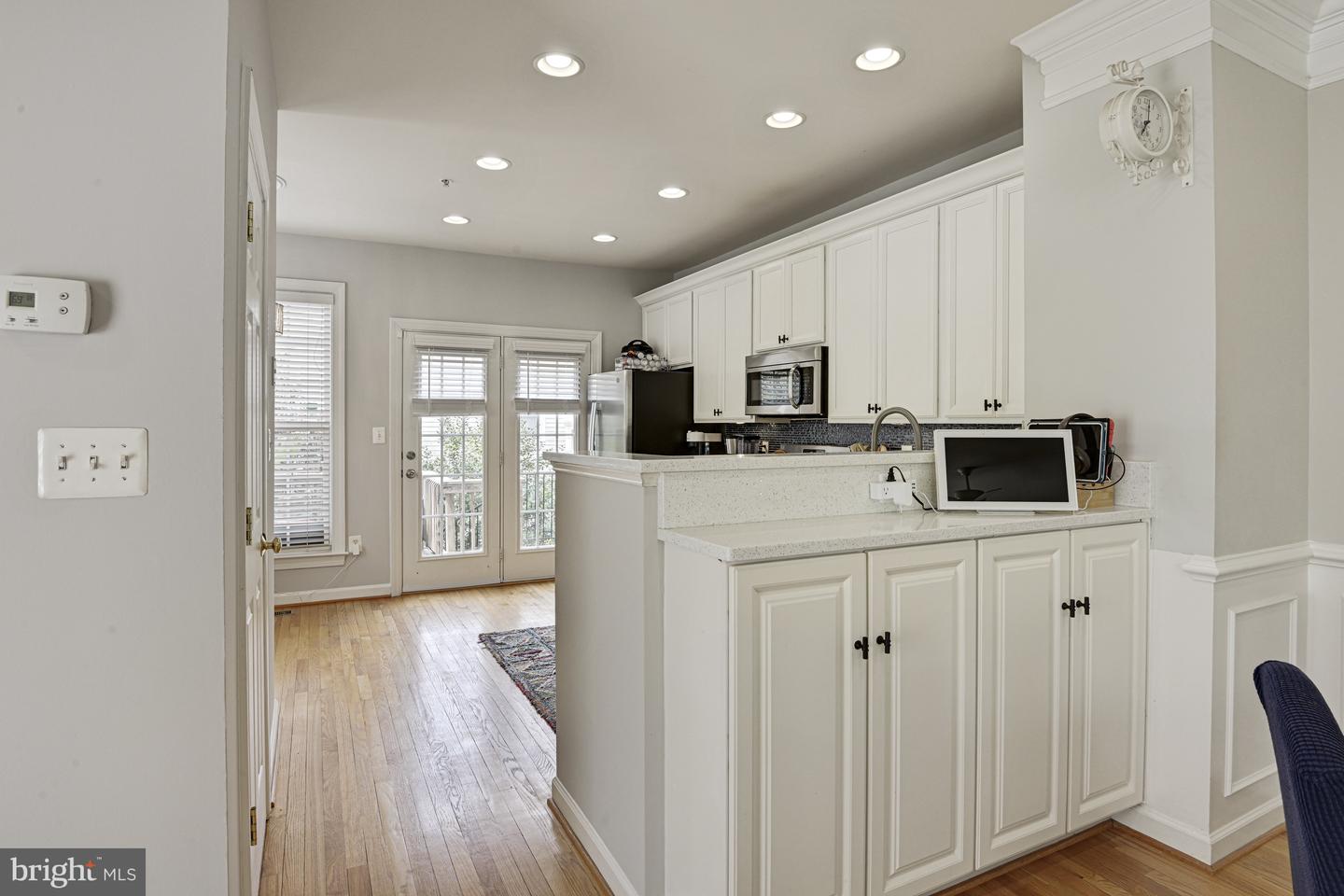 4180 TIMBER LOG WAY, FAIRFAX, Virginia 22030, 3 Bedrooms Bedrooms, ,2 BathroomsBathrooms,Residential,For sale,4180 TIMBER LOG WAY,VAFX2235692 MLS # VAFX2235692