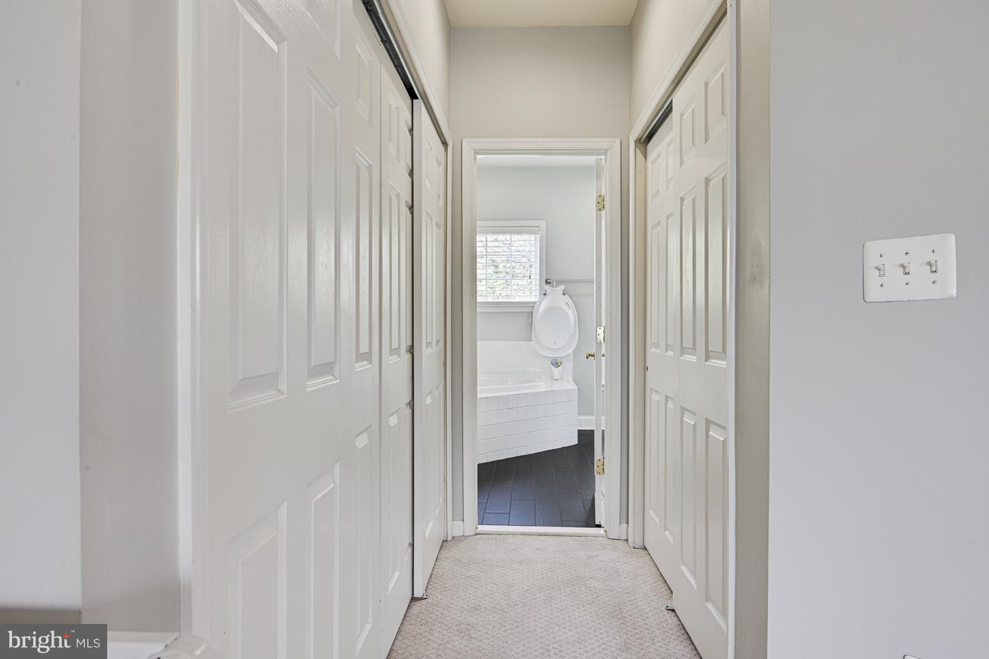4180 TIMBER LOG WAY, FAIRFAX, Virginia 22030, 3 Bedrooms Bedrooms, ,2 BathroomsBathrooms,Residential,For sale,4180 TIMBER LOG WAY,VAFX2235692 MLS # VAFX2235692