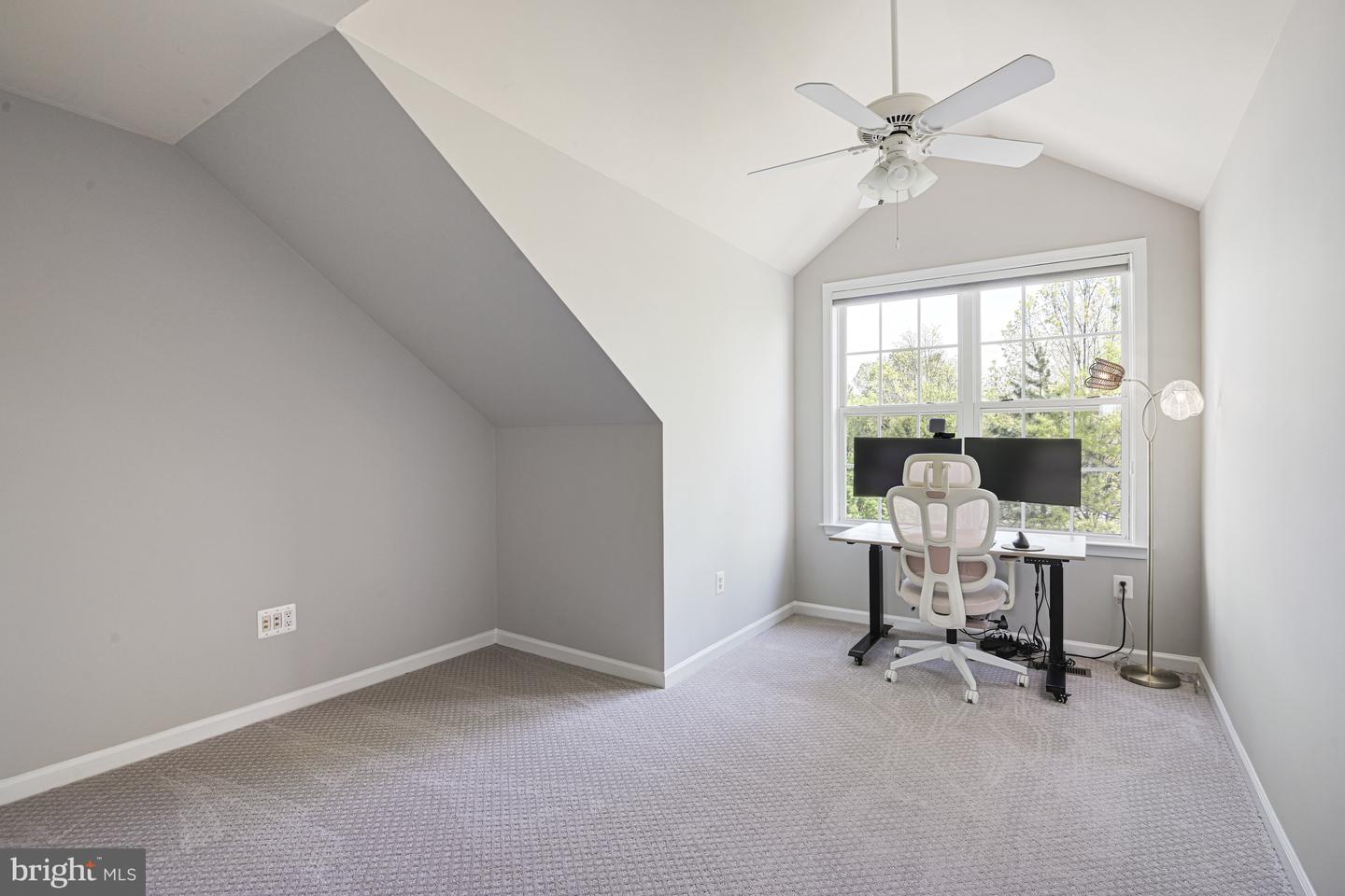 4180 TIMBER LOG WAY, FAIRFAX, Virginia 22030, 3 Bedrooms Bedrooms, ,2 BathroomsBathrooms,Residential,For sale,4180 TIMBER LOG WAY,VAFX2235692 MLS # VAFX2235692