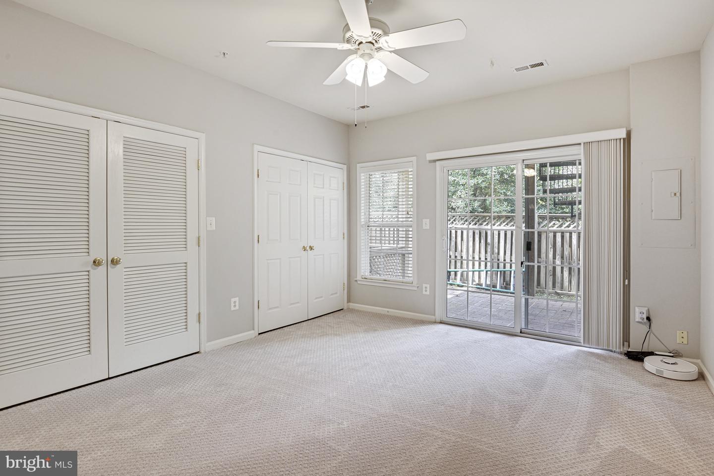 4180 TIMBER LOG WAY, FAIRFAX, Virginia 22030, 3 Bedrooms Bedrooms, ,2 BathroomsBathrooms,Residential,For sale,4180 TIMBER LOG WAY,VAFX2235692 MLS # VAFX2235692