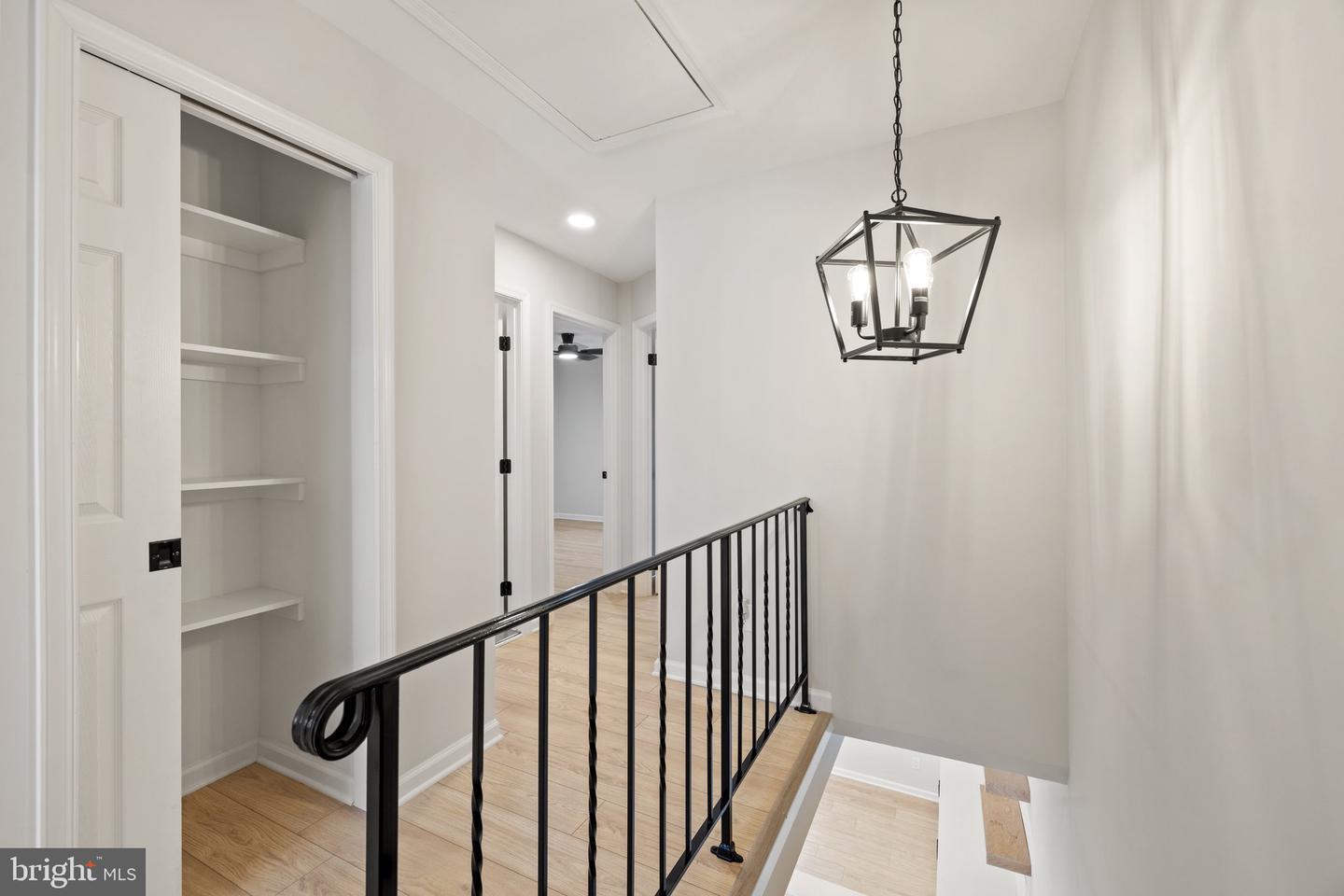 4030 SPRING RUN CT, CHANTILLY, Virginia 20151, 3 Bedrooms Bedrooms, ,2 BathroomsBathrooms,Residential,For sale,4030 SPRING RUN CT,VAFX2235712 MLS # VAFX2235712