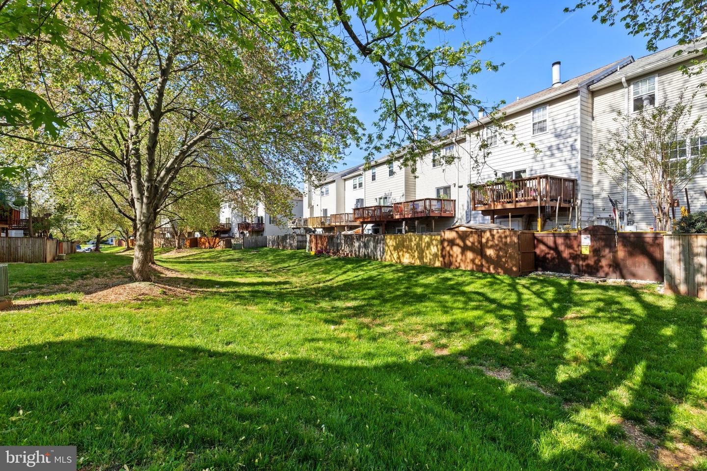 4030 SPRING RUN CT, CHANTILLY, Virginia 20151, 3 Bedrooms Bedrooms, ,2 BathroomsBathrooms,Residential,For sale,4030 SPRING RUN CT,VAFX2235712 MLS # VAFX2235712