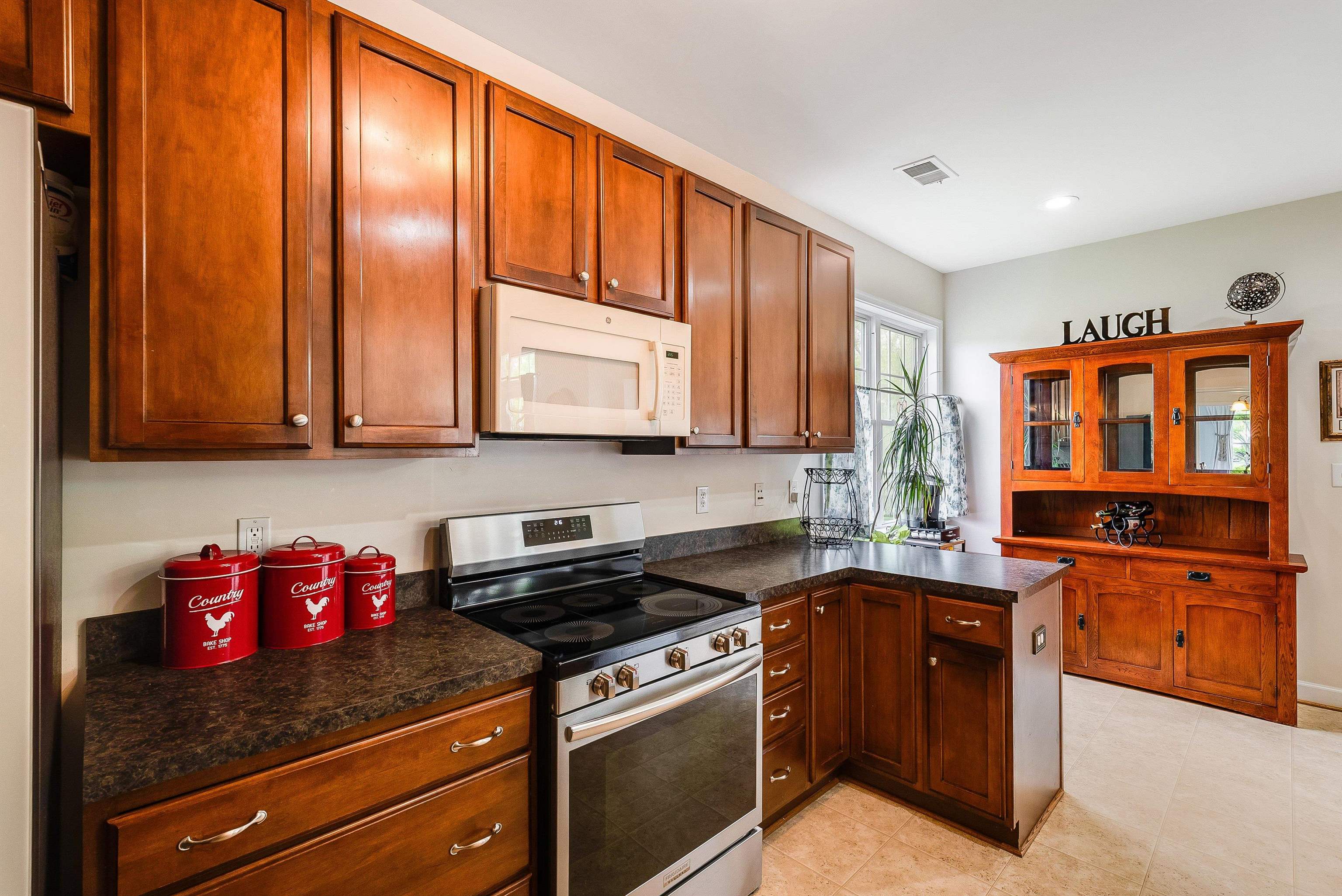 354 TAYLOR ST, WAYNESBORO, Virginia 22980, 3 Bedrooms Bedrooms, ,2 BathroomsBathrooms,Residential,354 TAYLOR ST,664007 MLS # 664007