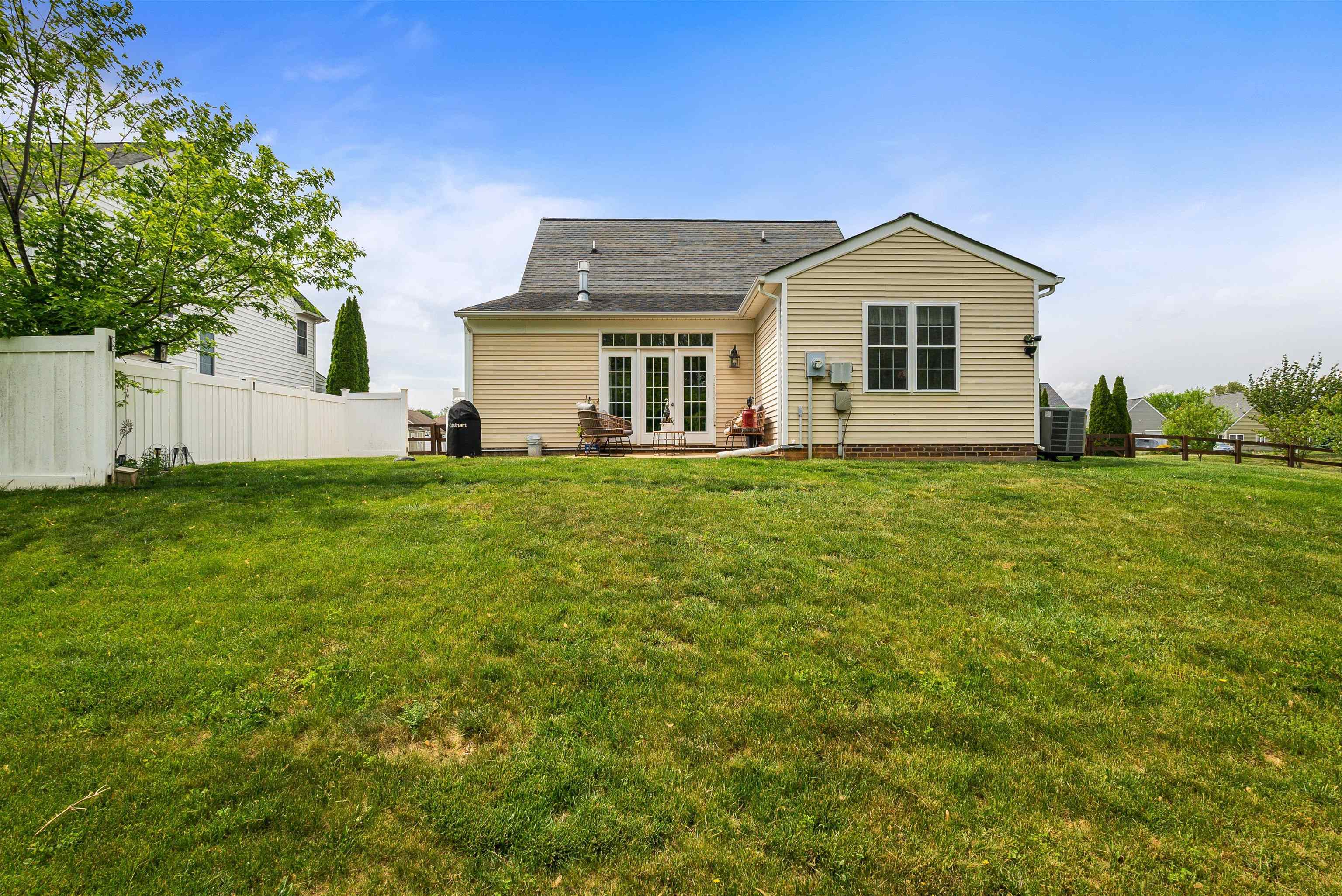 354 TAYLOR ST, WAYNESBORO, Virginia 22980, 3 Bedrooms Bedrooms, ,2 BathroomsBathrooms,Residential,354 TAYLOR ST,664007 MLS # 664007