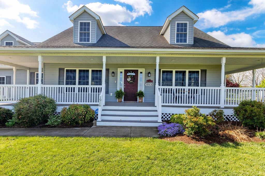 1916 TINKLING SPRING DR, STUARTS DRAFT, Virginia 24477, 4 Bedrooms Bedrooms, ,2 BathroomsBathrooms,Residential,1916 TINKLING SPRING DR,664008 MLS # 664008