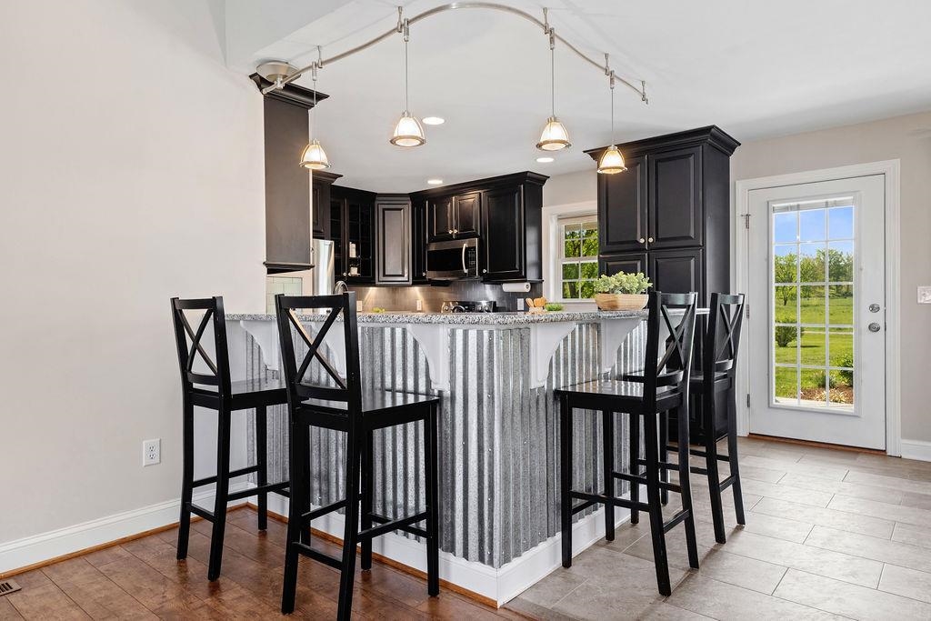 1916 TINKLING SPRING DR, STUARTS DRAFT, Virginia 24477, 4 Bedrooms Bedrooms, ,2 BathroomsBathrooms,Residential,1916 TINKLING SPRING DR,664008 MLS # 664008
