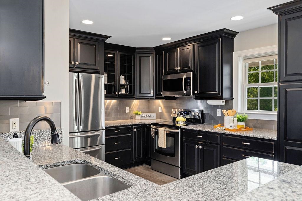 1916 TINKLING SPRING DR, STUARTS DRAFT, Virginia 24477, 4 Bedrooms Bedrooms, ,2 BathroomsBathrooms,Residential,1916 TINKLING SPRING DR,664008 MLS # 664008