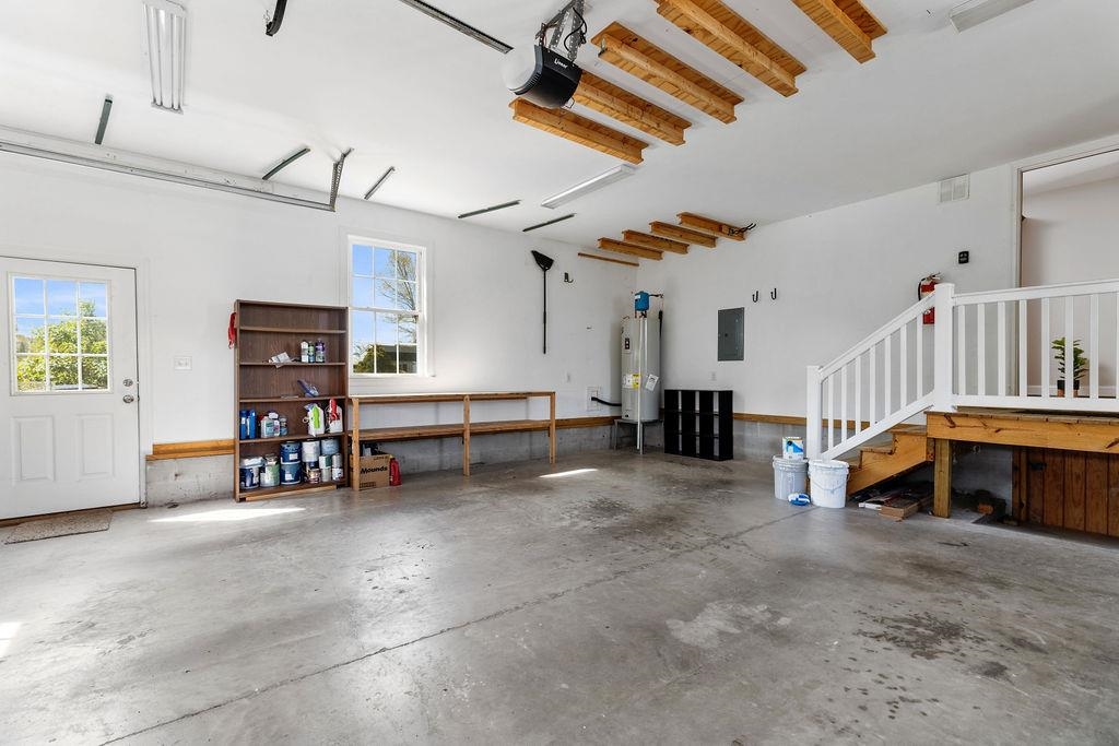 1916 TINKLING SPRING DR, STUARTS DRAFT, Virginia 24477, 4 Bedrooms Bedrooms, ,2 BathroomsBathrooms,Residential,1916 TINKLING SPRING DR,664008 MLS # 664008