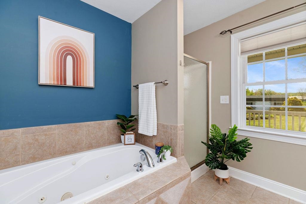 1916 TINKLING SPRING DR, STUARTS DRAFT, Virginia 24477, 4 Bedrooms Bedrooms, ,2 BathroomsBathrooms,Residential,1916 TINKLING SPRING DR,664008 MLS # 664008