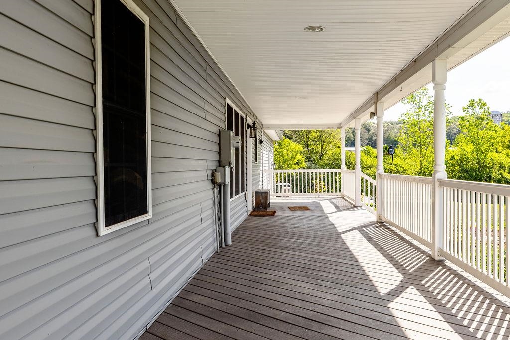1916 TINKLING SPRING DR, STUARTS DRAFT, Virginia 24477, 4 Bedrooms Bedrooms, ,2 BathroomsBathrooms,Residential,1916 TINKLING SPRING DR,664008 MLS # 664008