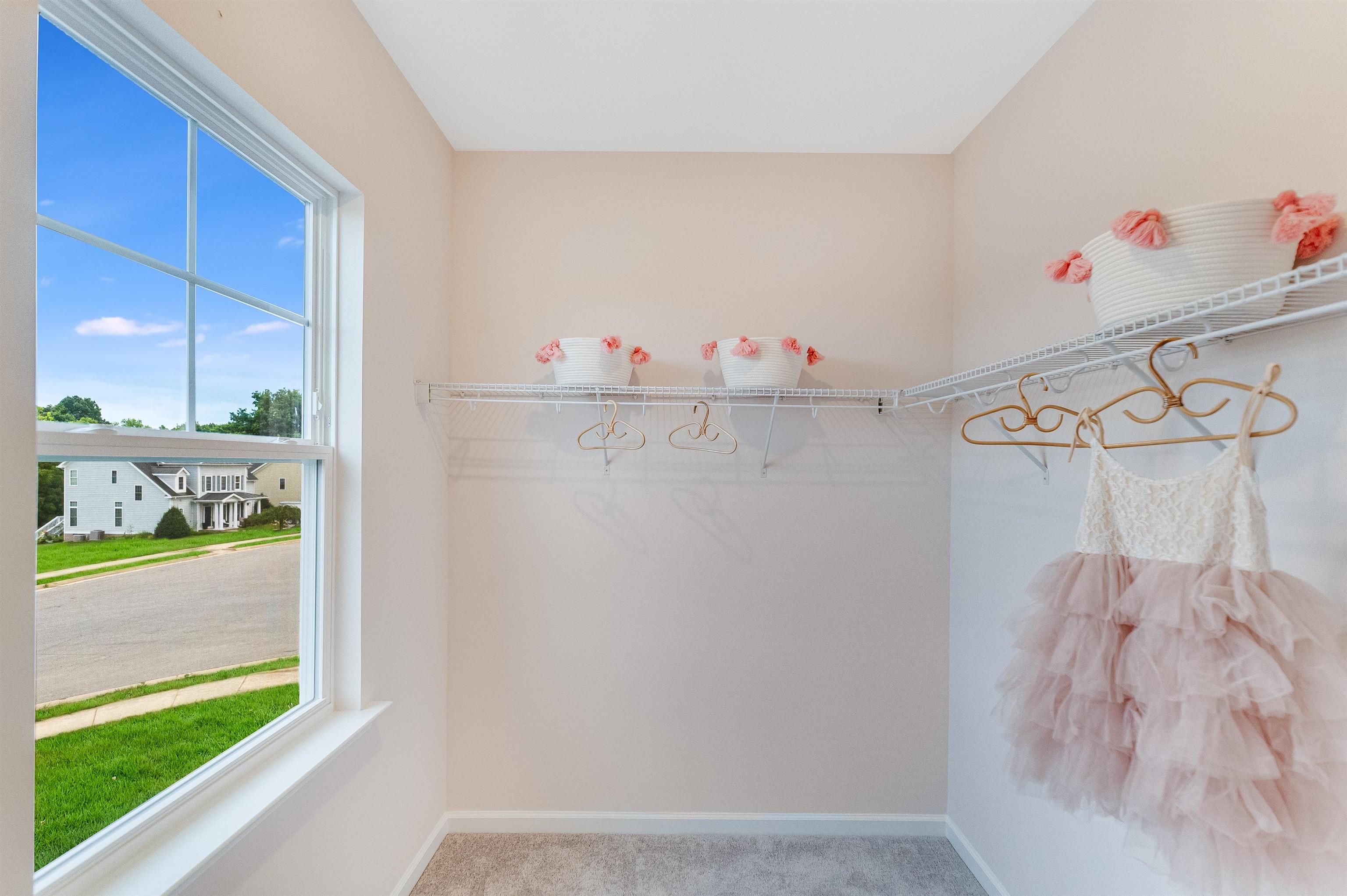 6 N WINDSONG CT, FISHERSVILLE, Virginia 22939, 4 Bedrooms Bedrooms, ,2 BathroomsBathrooms,Residential,6 N WINDSONG CT,664011 MLS # 664011