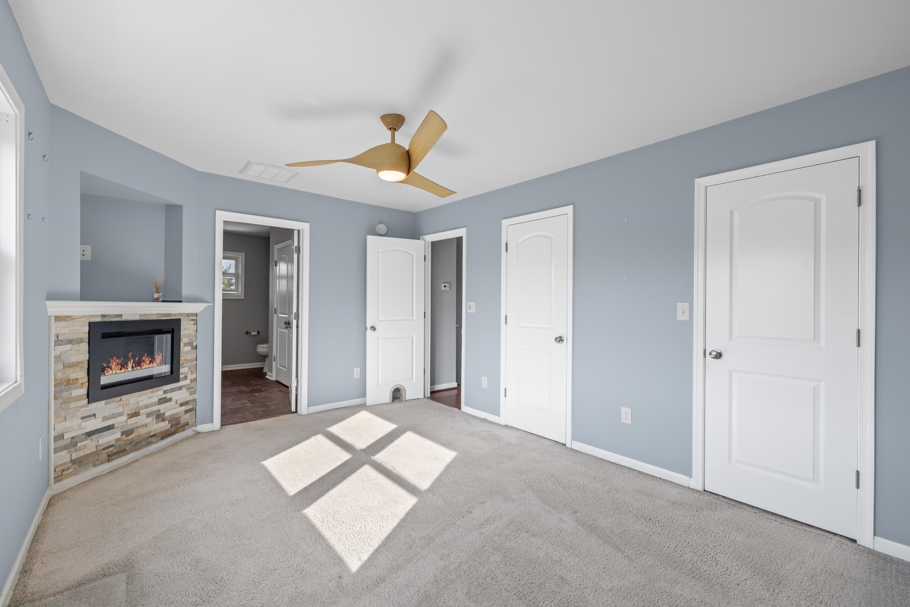 26 LAKE AVE, STAUNTON, Virginia 24401, 4 Bedrooms Bedrooms, ,3 BathroomsBathrooms,Residential,26 LAKE AVE,664015 MLS # 664015