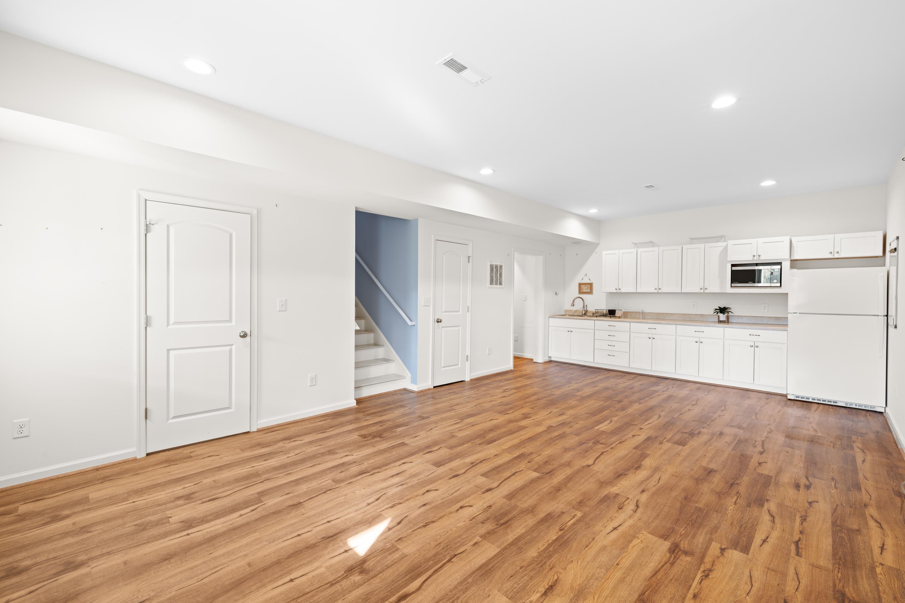 26 LAKE AVE, STAUNTON, Virginia 24401, 4 Bedrooms Bedrooms, ,3 BathroomsBathrooms,Residential,26 LAKE AVE,664015 MLS # 664015