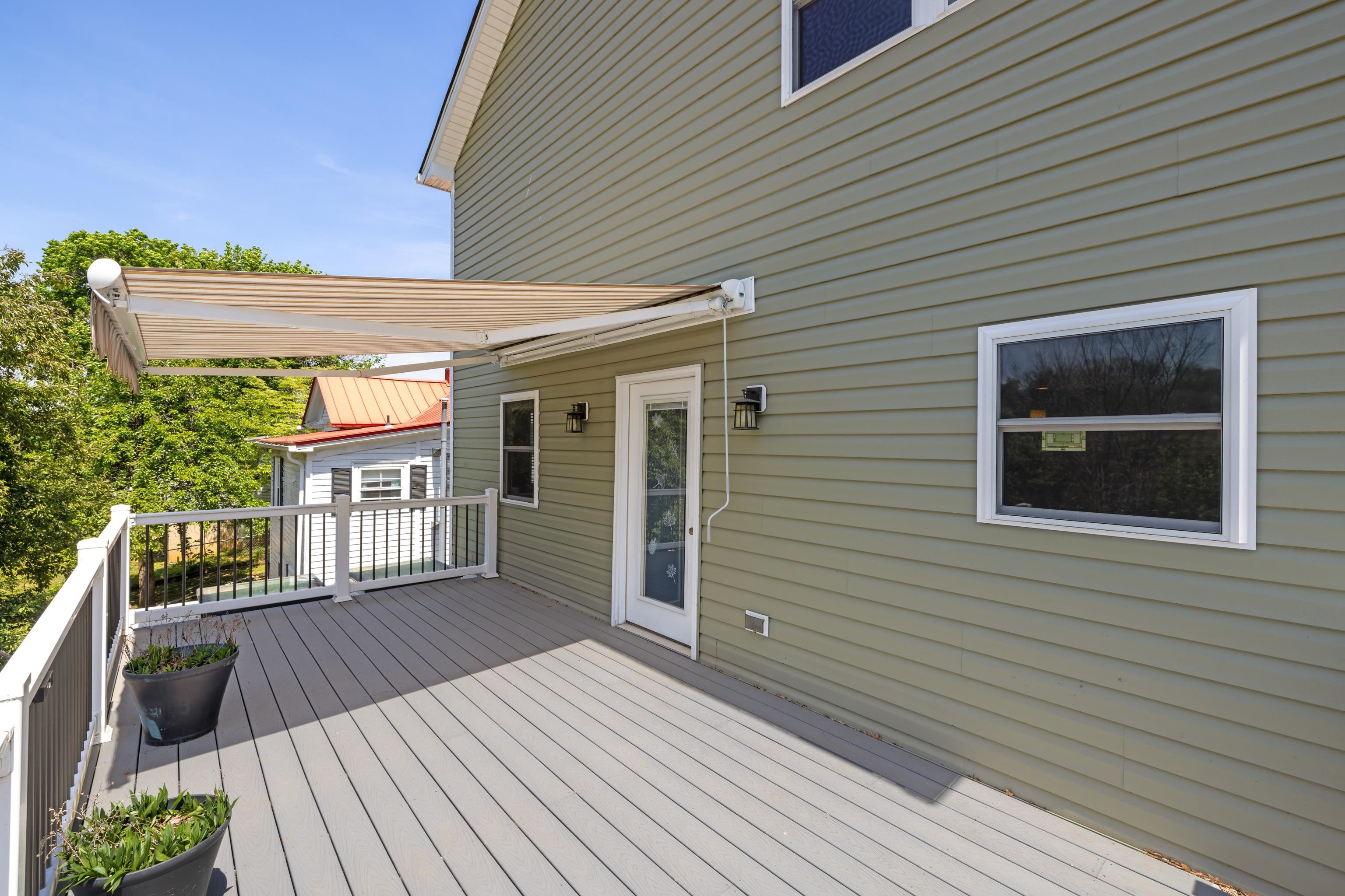 26 LAKE AVE, STAUNTON, Virginia 24401, 4 Bedrooms Bedrooms, ,3 BathroomsBathrooms,Residential,26 LAKE AVE,664015 MLS # 664015