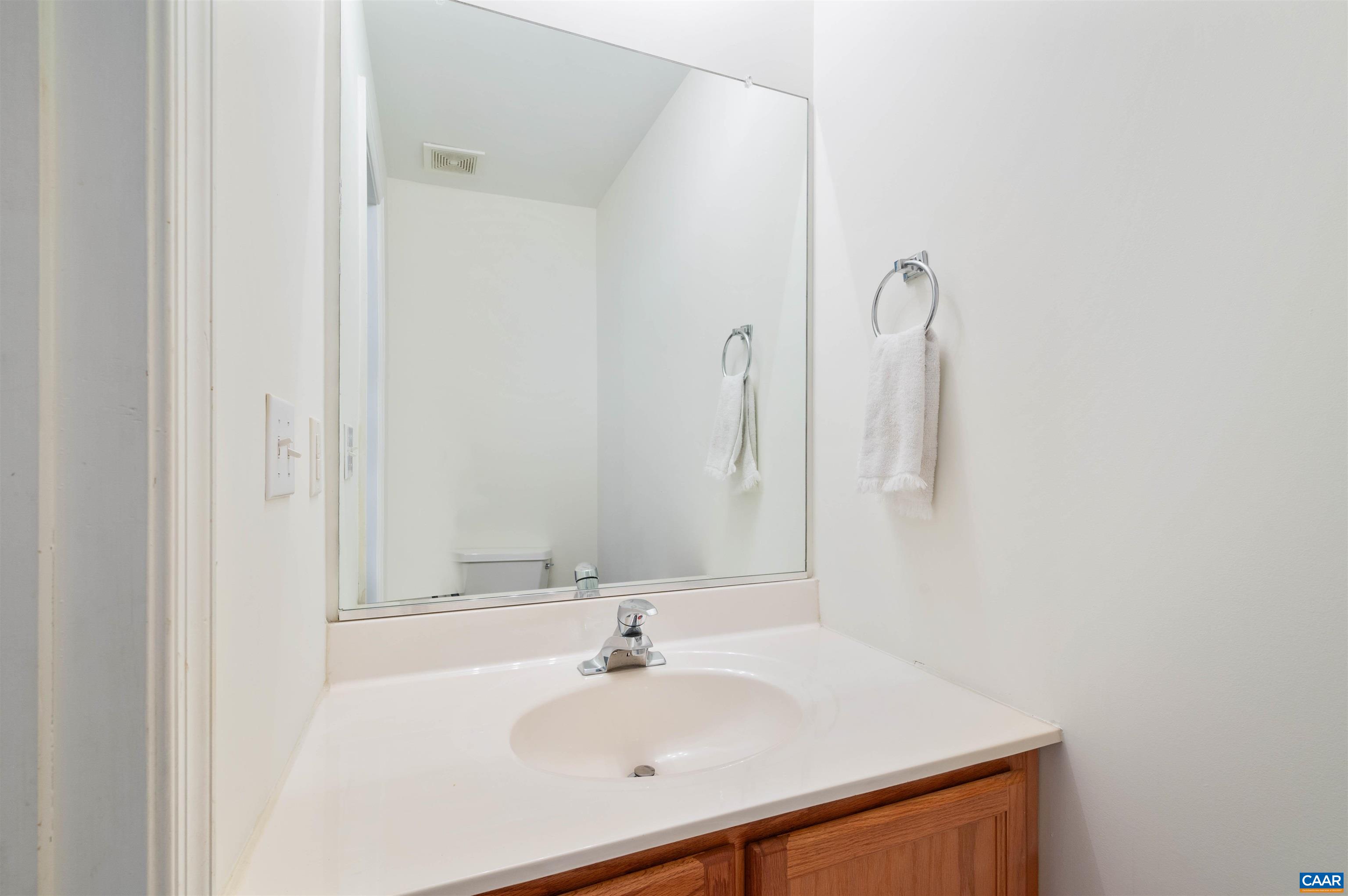 1818 WEBLAND TER, CHARLOTTESVILLE, Virginia 22901, 3 Bedrooms Bedrooms, ,3 BathroomsBathrooms,Residential,1818 WEBLAND TER,664016 MLS # 664016