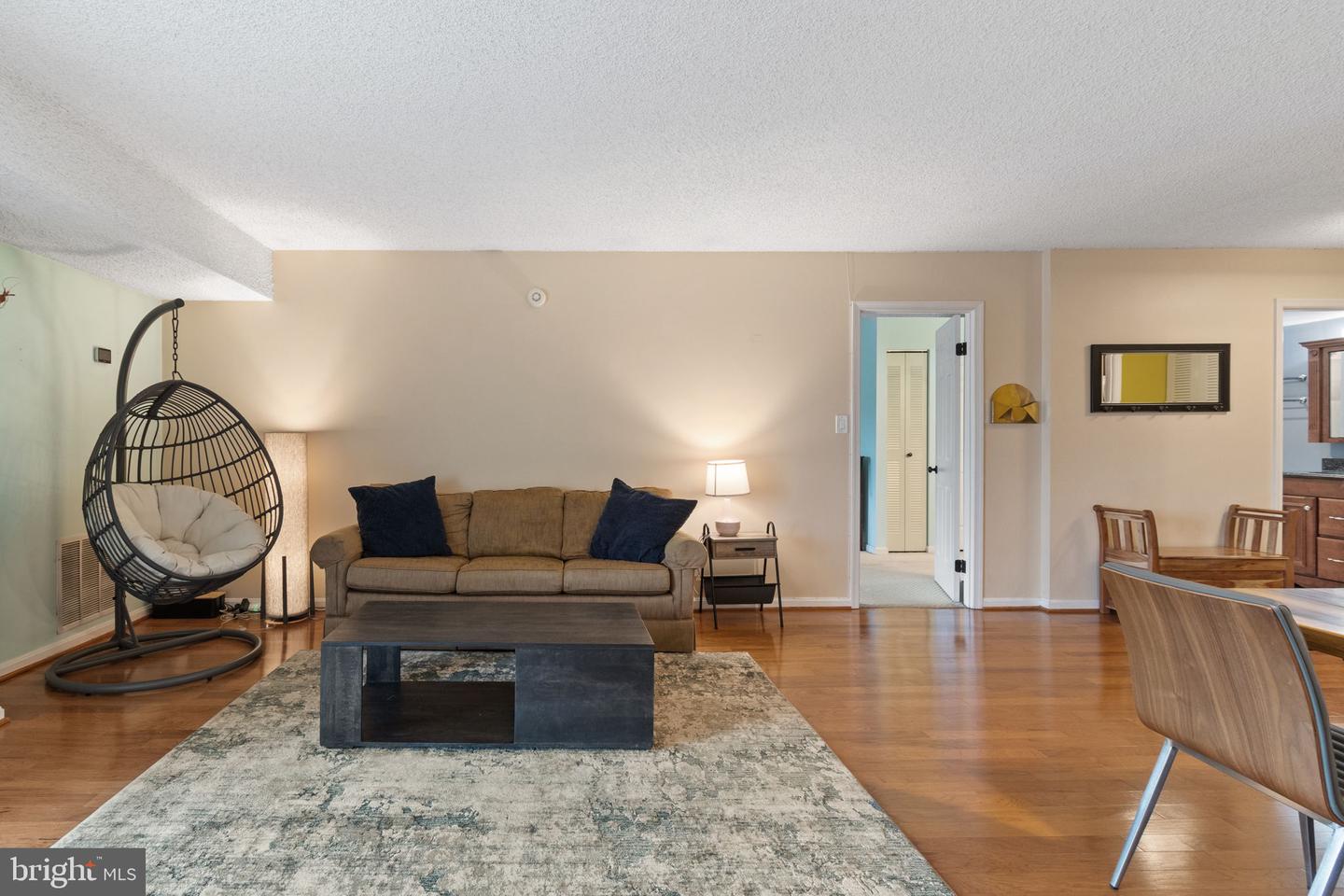 3800 POWELL LN #918, FALLS CHURCH, Virginia 22041, 1 Bedroom Bedrooms, 1 Room Rooms,1 BathroomBathrooms,Residential,For sale,3800 POWELL LN #918,VAFX2235772 MLS # VAFX2235772